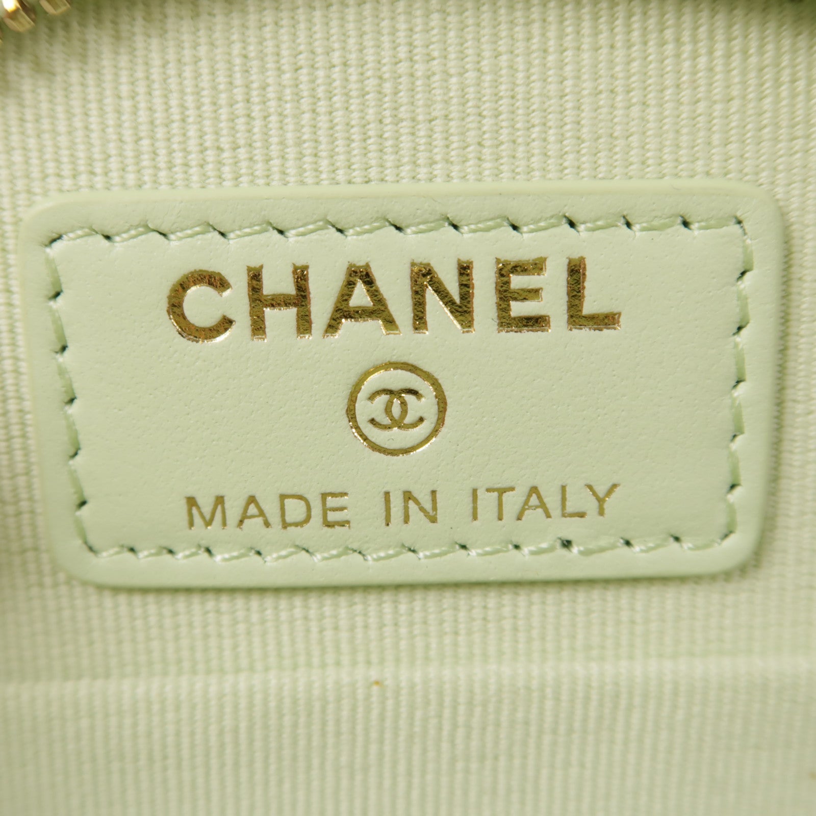 CHANEL 牛皮皮革Mini Round Vanity金扣手挽肩背兩用袋