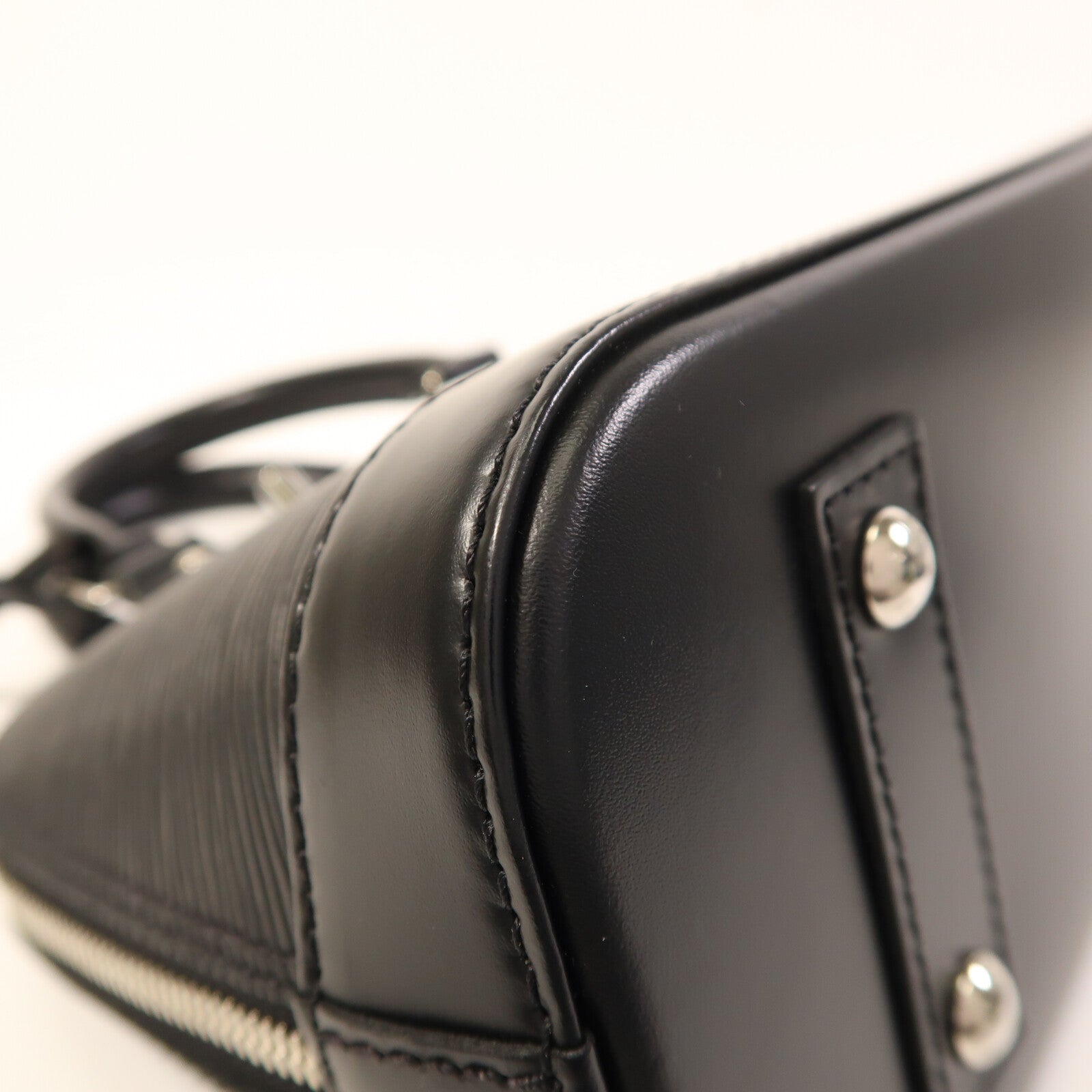 LOUIS VUITTON Epi Alma BB銀扣手挽肩背兩用袋