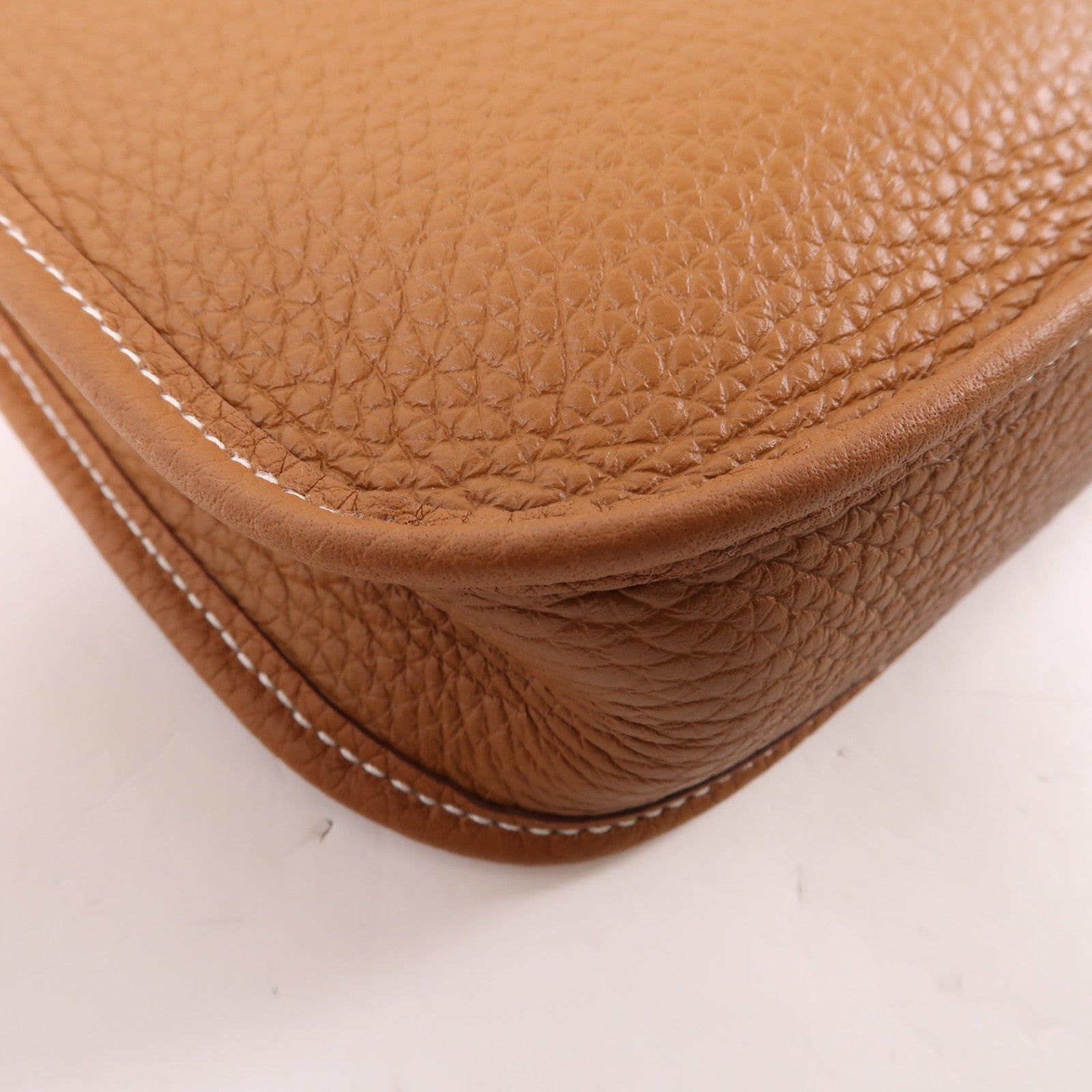 HERMES Clemence皮革Evelyne TPM銀扣肩背袋Gold棕色