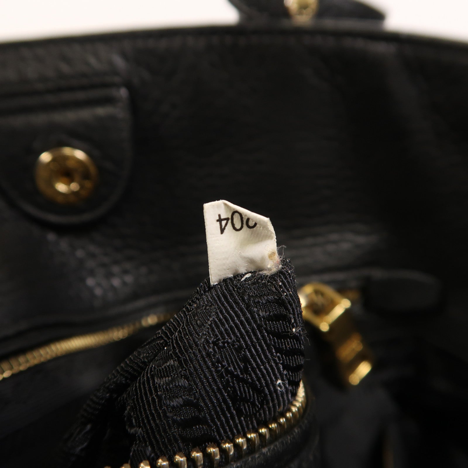 PRADA 牛皮皮革2 Way Shoulder金扣手挽肩背兩用袋