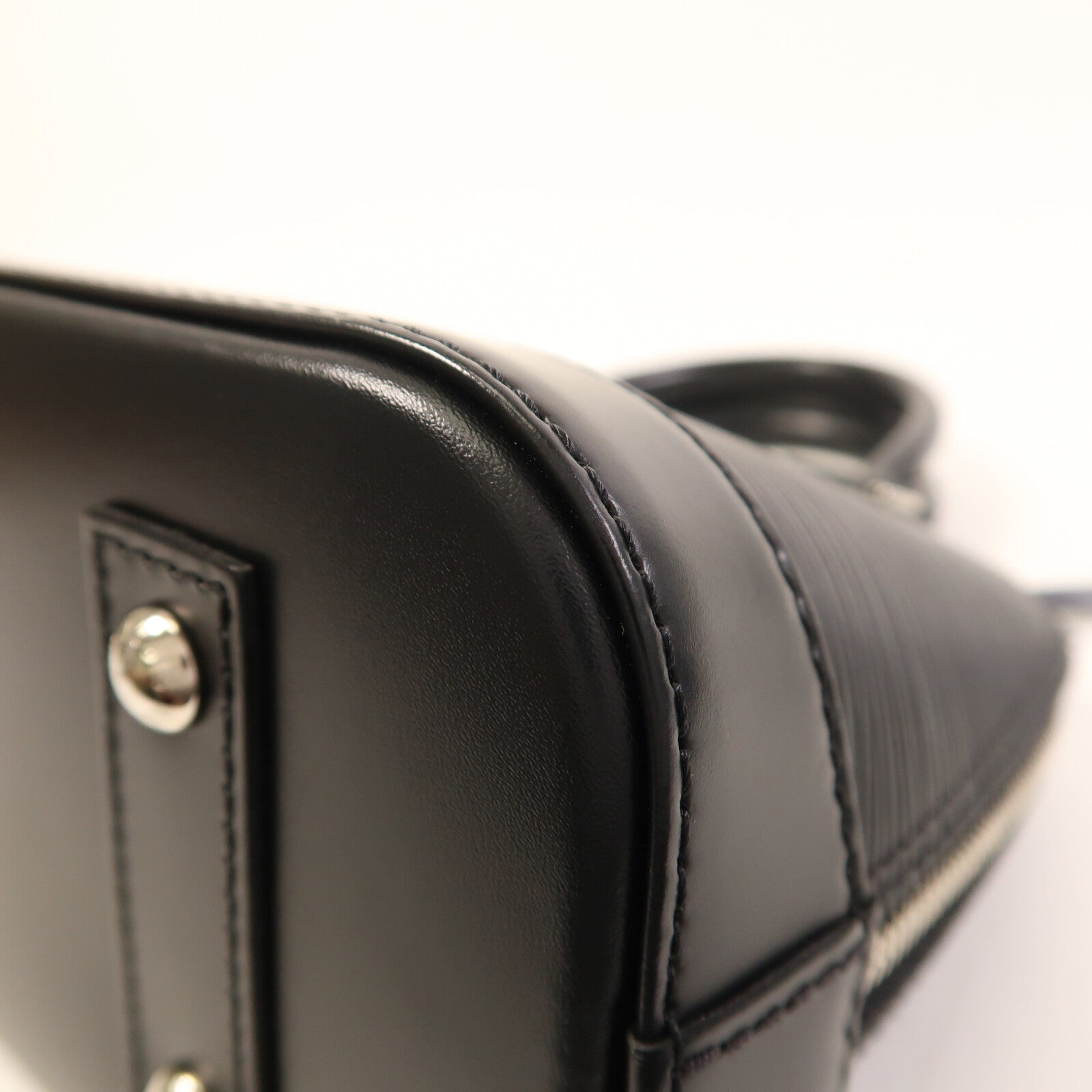 LOUIS VUITTON Epi Alma BB銀扣手挽肩背兩用袋