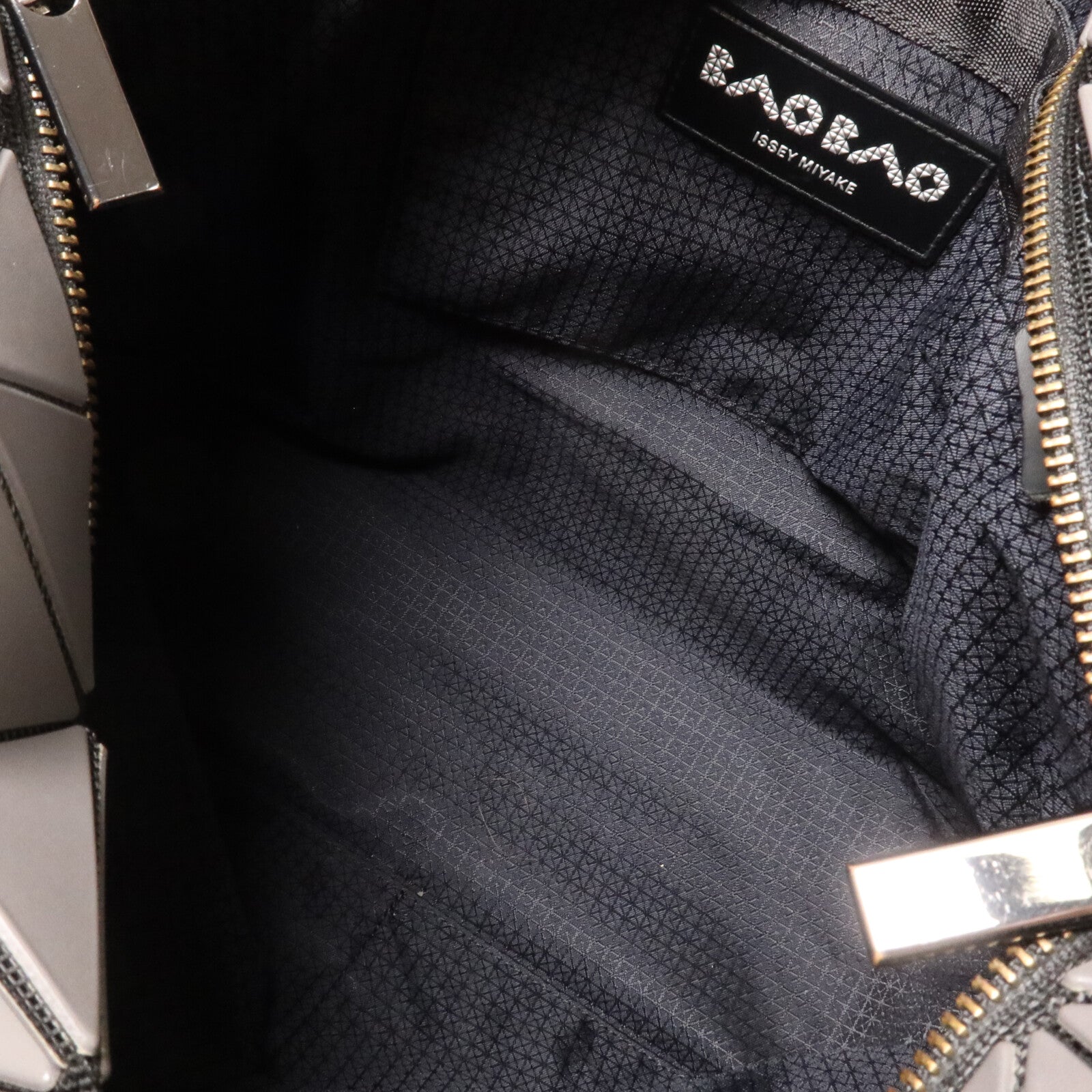 BAO BAO ISSEYMIYAKE PVC Medium Tote手挽袋