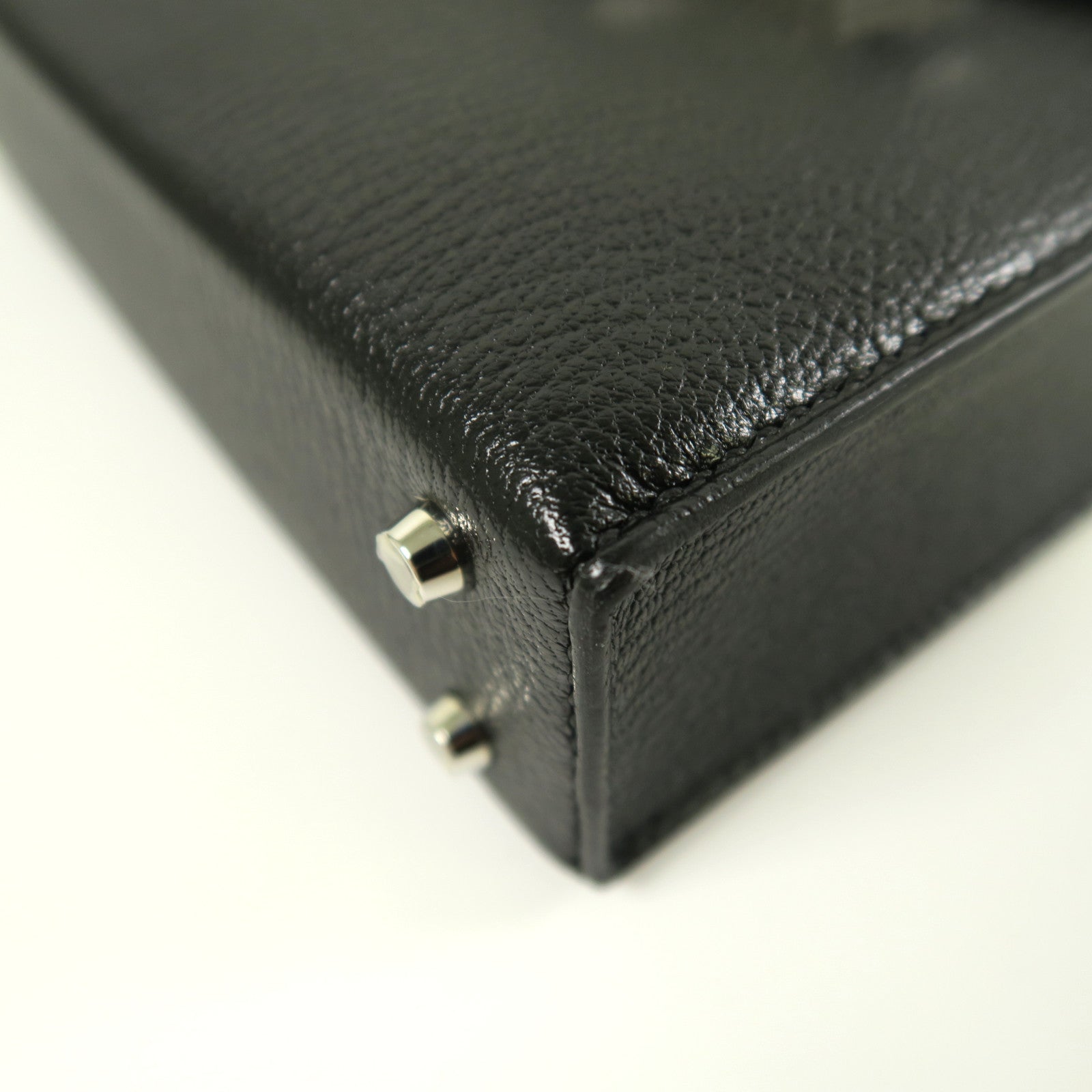 HERMES **【激減優惠】Chevre皮革Verrou Mini銀扣肩背袋黑色