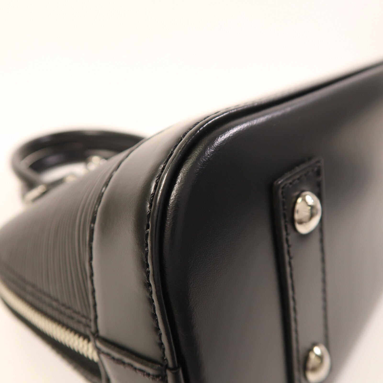 LOUIS VUITTON Epi Alma BB銀扣手挽肩背兩用袋