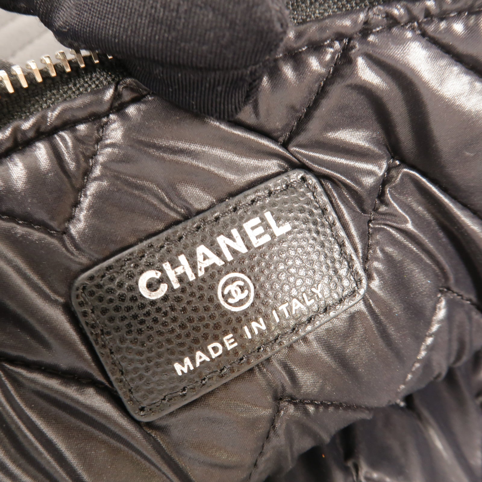 CHANEL 牛皮皮革Pouch手拿包