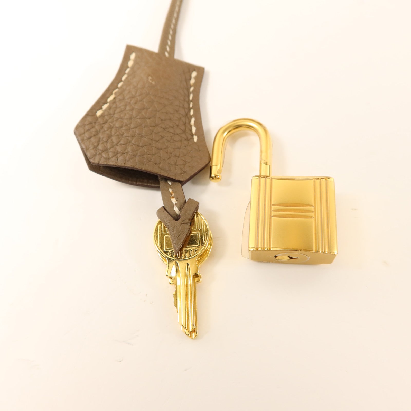 HERMES Togo皮革Kelly 32金扣手挽肩背兩用袋Etoupe