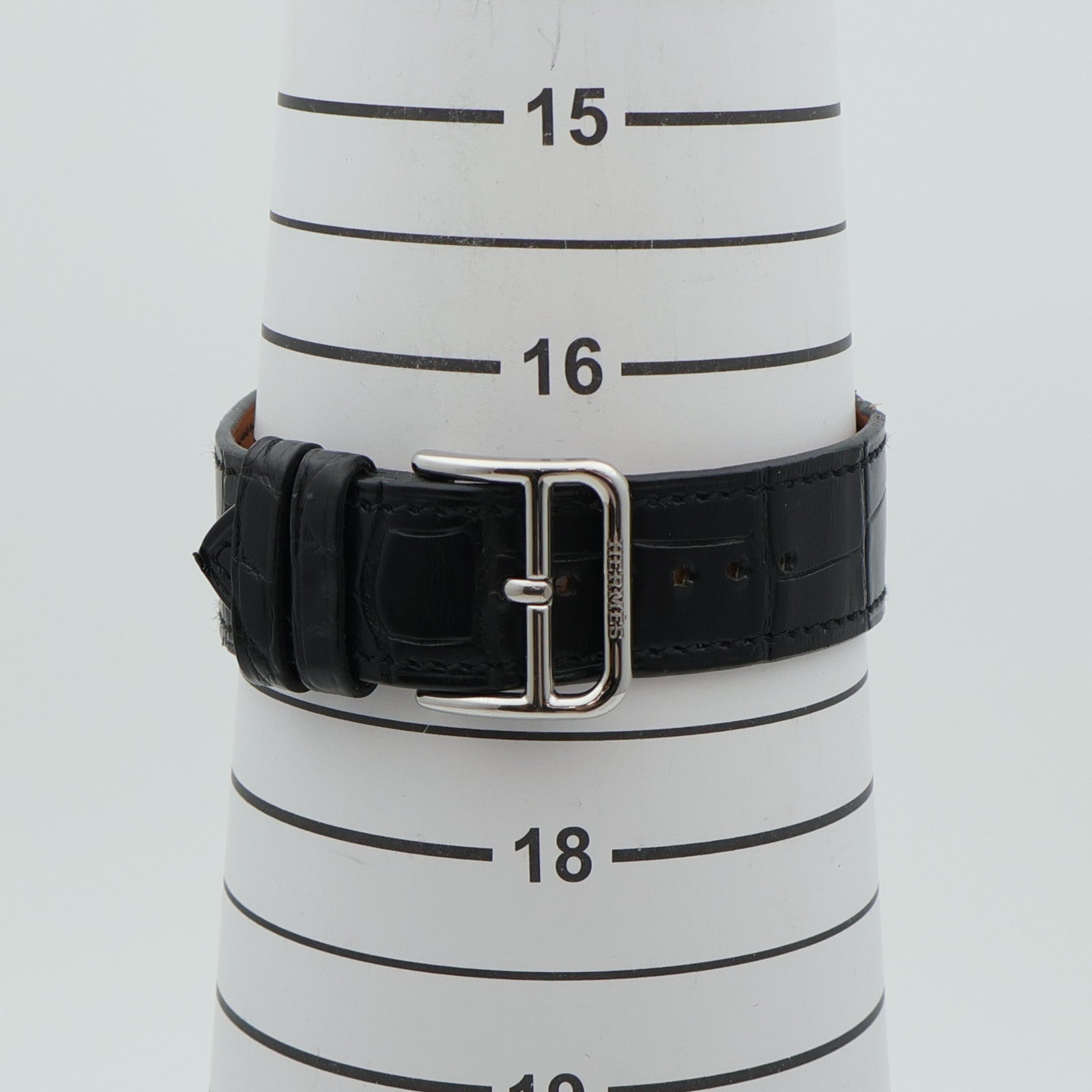 HERMES Capecod Large Model 37mm CC1.810