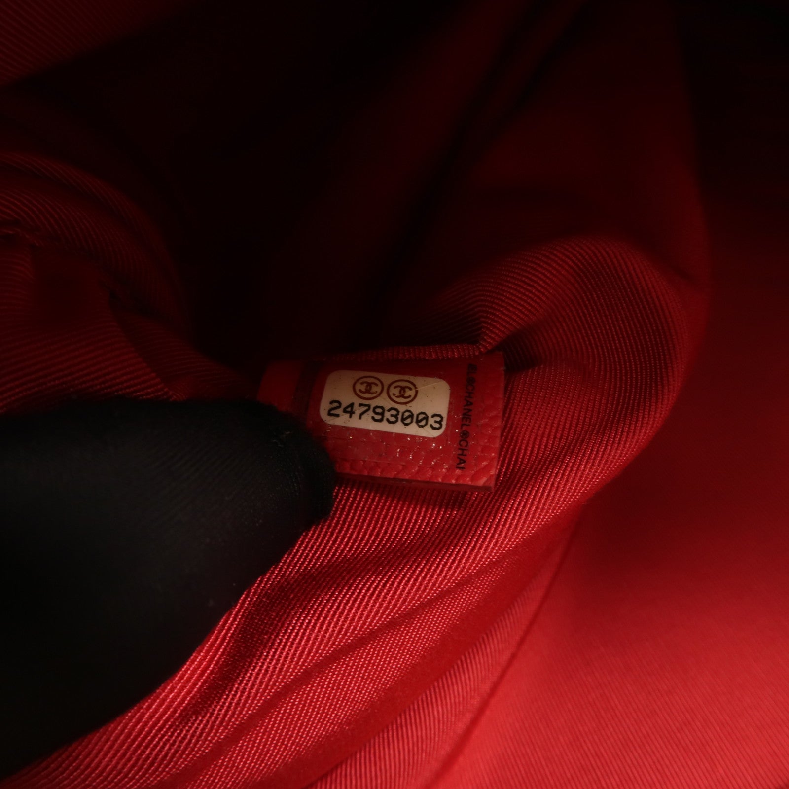 CHANEL 牛皮皮革Clutch金扣手拿包