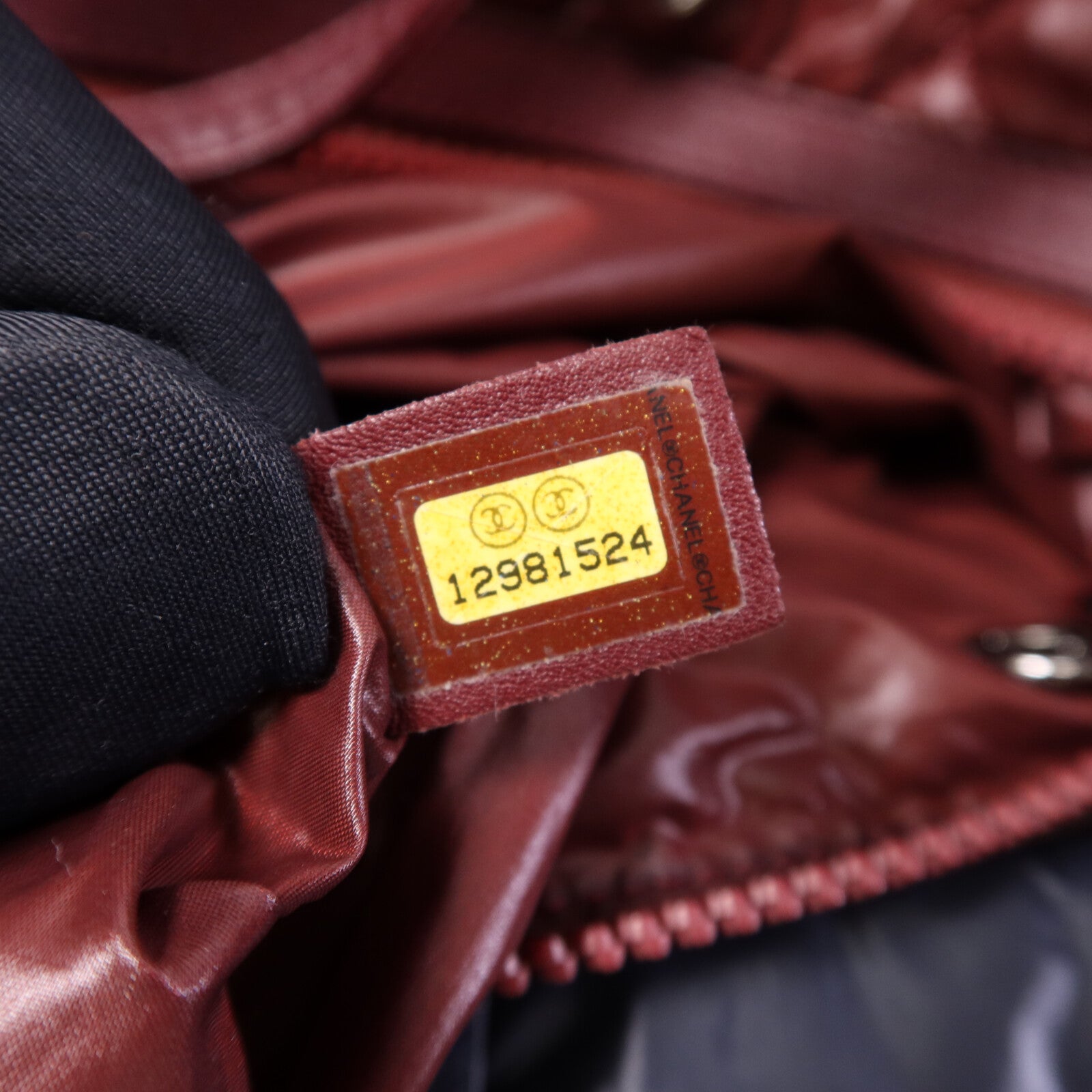 CHANEL 尼龍Coco Cocoon HandBag銀扣手挽袋