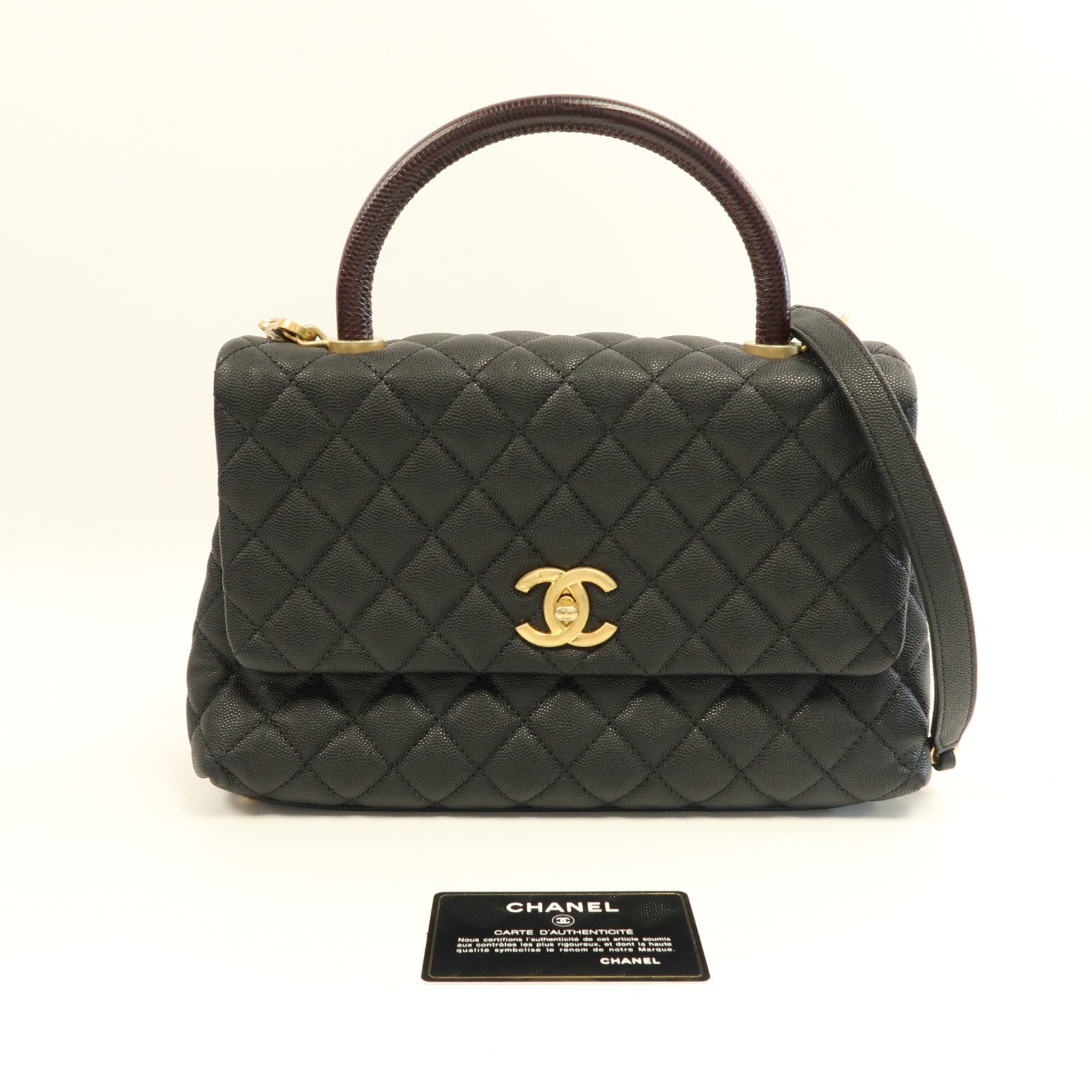 CHANEL 菱格牛皮皮革Coco Handle Medium金扣手挽肩背兩用袋黑色