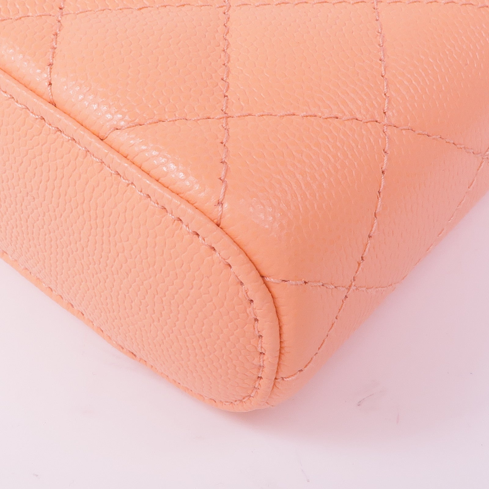 CHANEL 牛皮皮革Chain Shoulder金扣鏈帶肩背袋