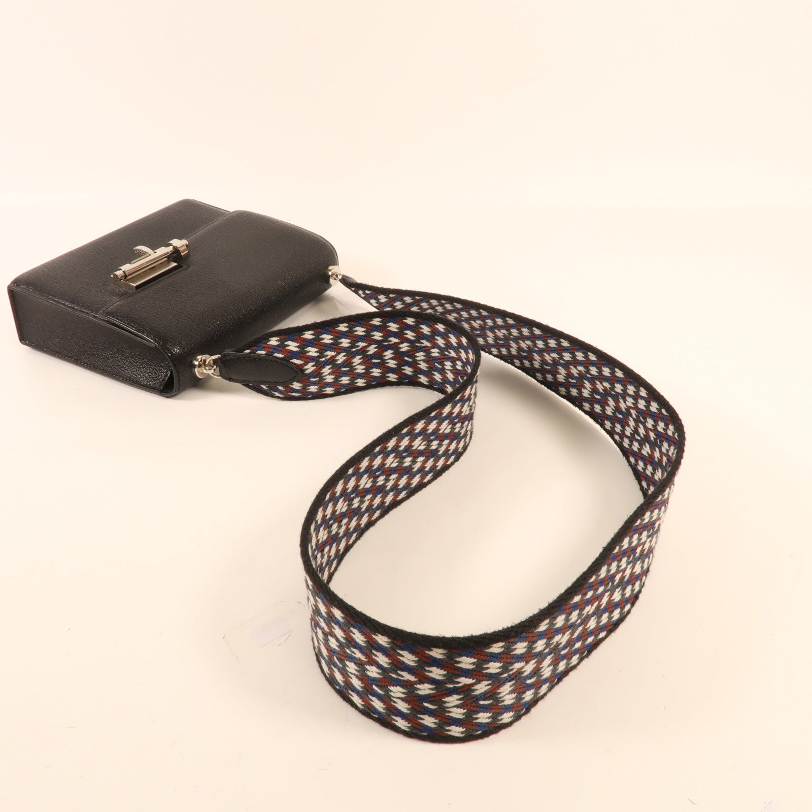 HERMES Chevre皮革Mini Verrou銀扣肩背袋