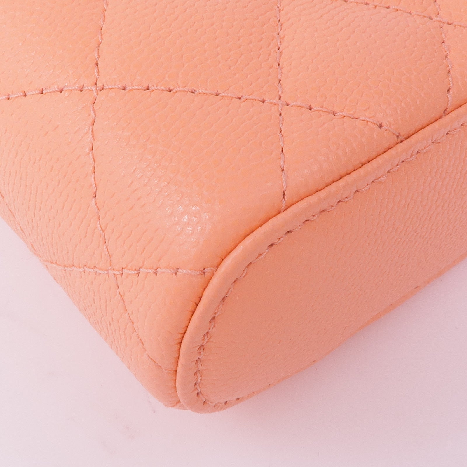 CHANEL 牛皮皮革Chain Shoulder金扣鏈帶肩背袋