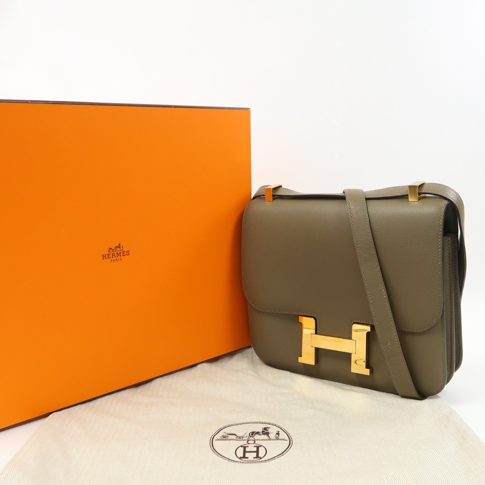 HERMES Evercolor皮革Constance 24金扣肩背袋Origan