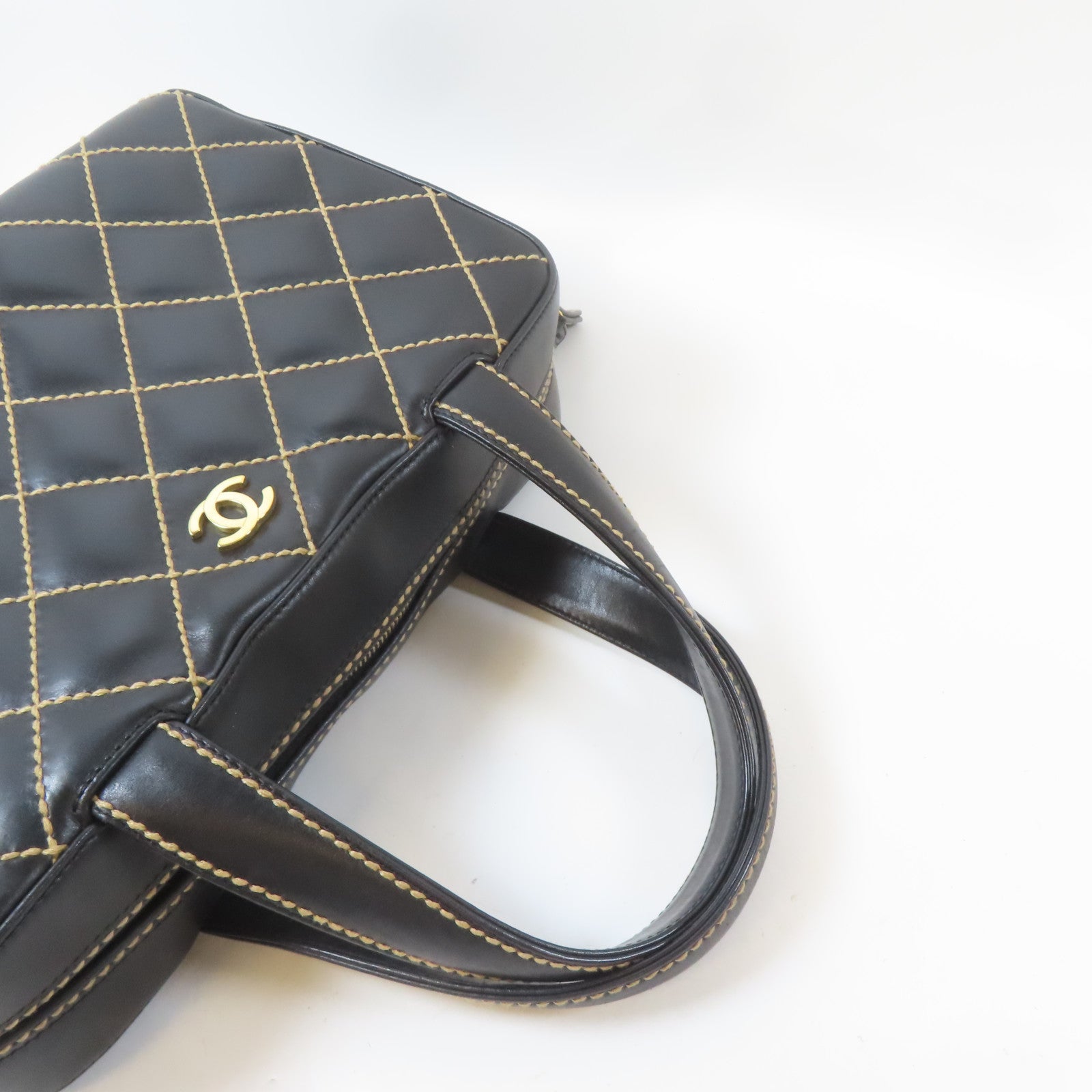 CHANEL 菱格牛皮皮革Vintage Handbag金扣金扣黑色