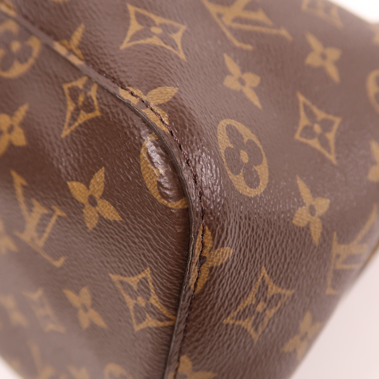 LOUIS VUITTON Monogram Neo Noe MM金扣肩背袋啡色