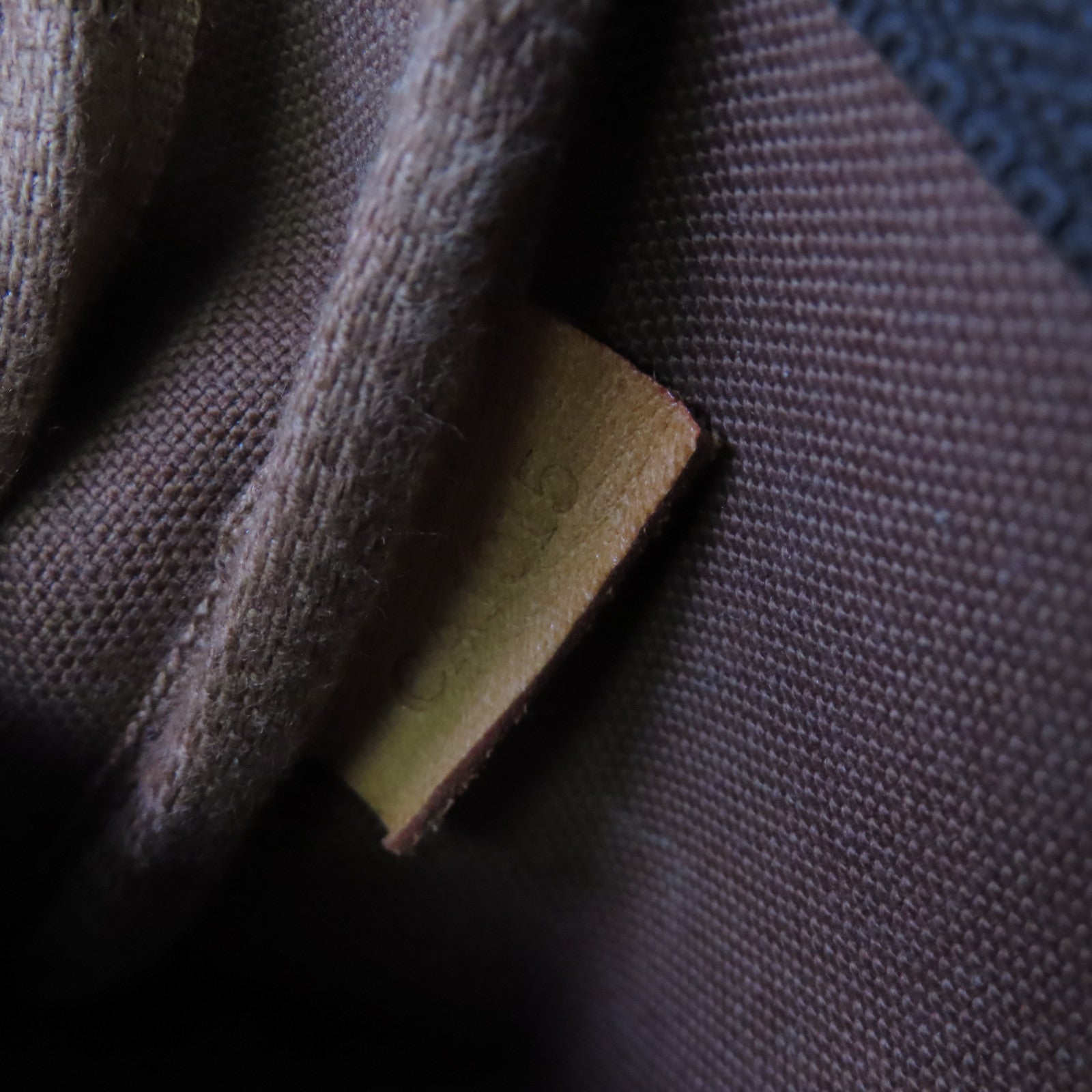 LOUIS VUITTON Monogram Pochette Accessories Hand Bag金扣手挽袋啡色