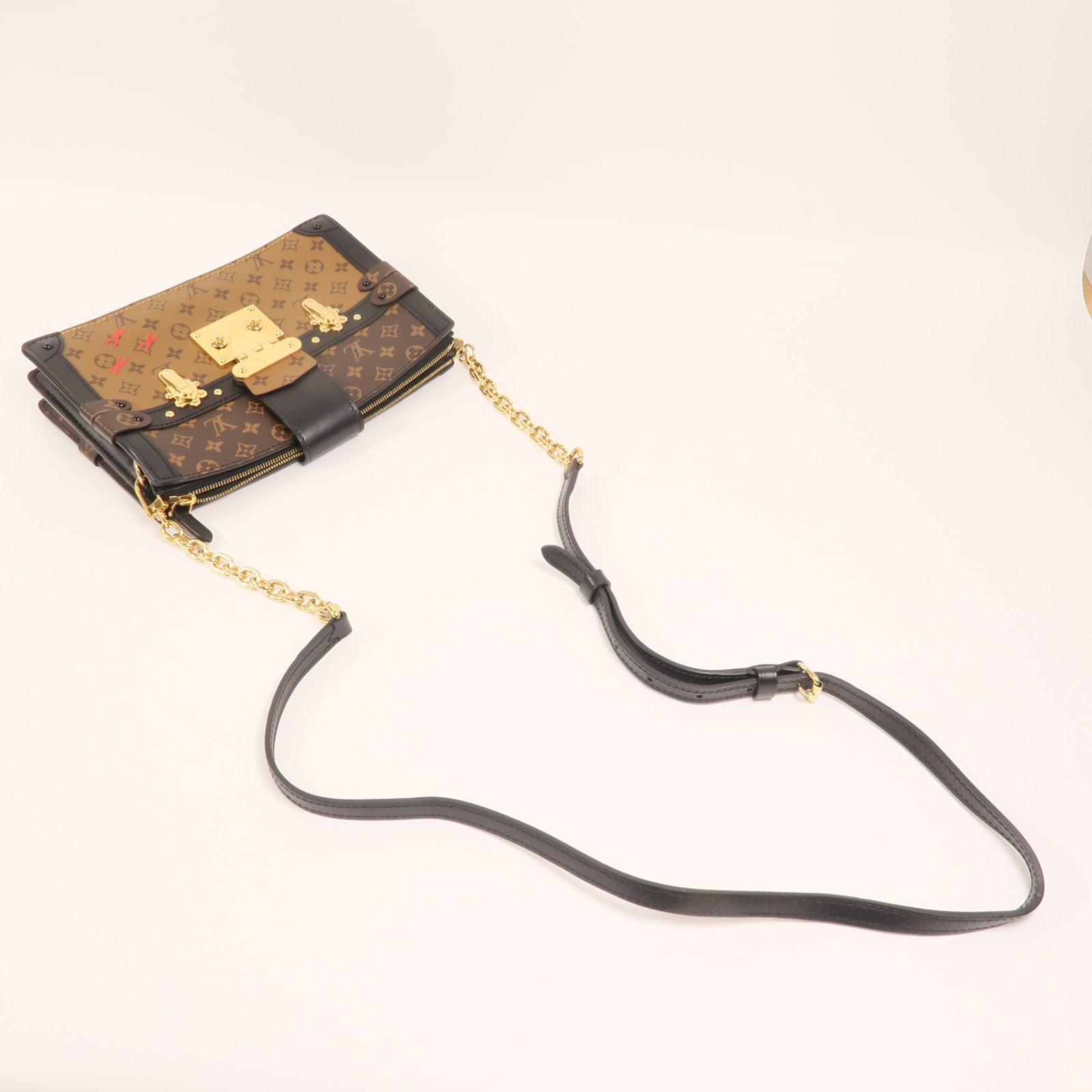 LOUIS VUITTON Monogram Reverse Trunk Clutch金扣鏈帶肩背袋