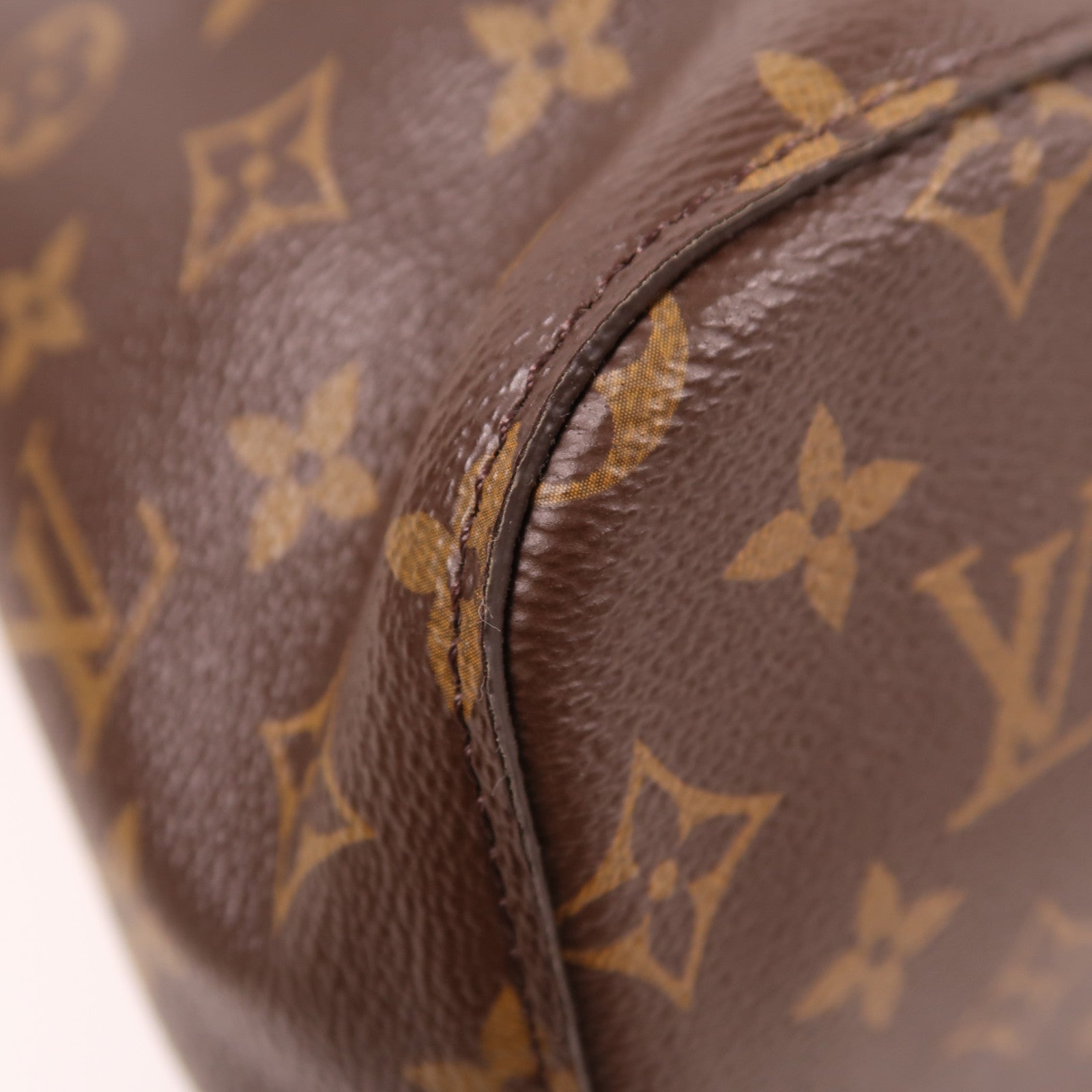 LOUIS VUITTON Monogram Neo Noe MM金扣肩背袋啡色