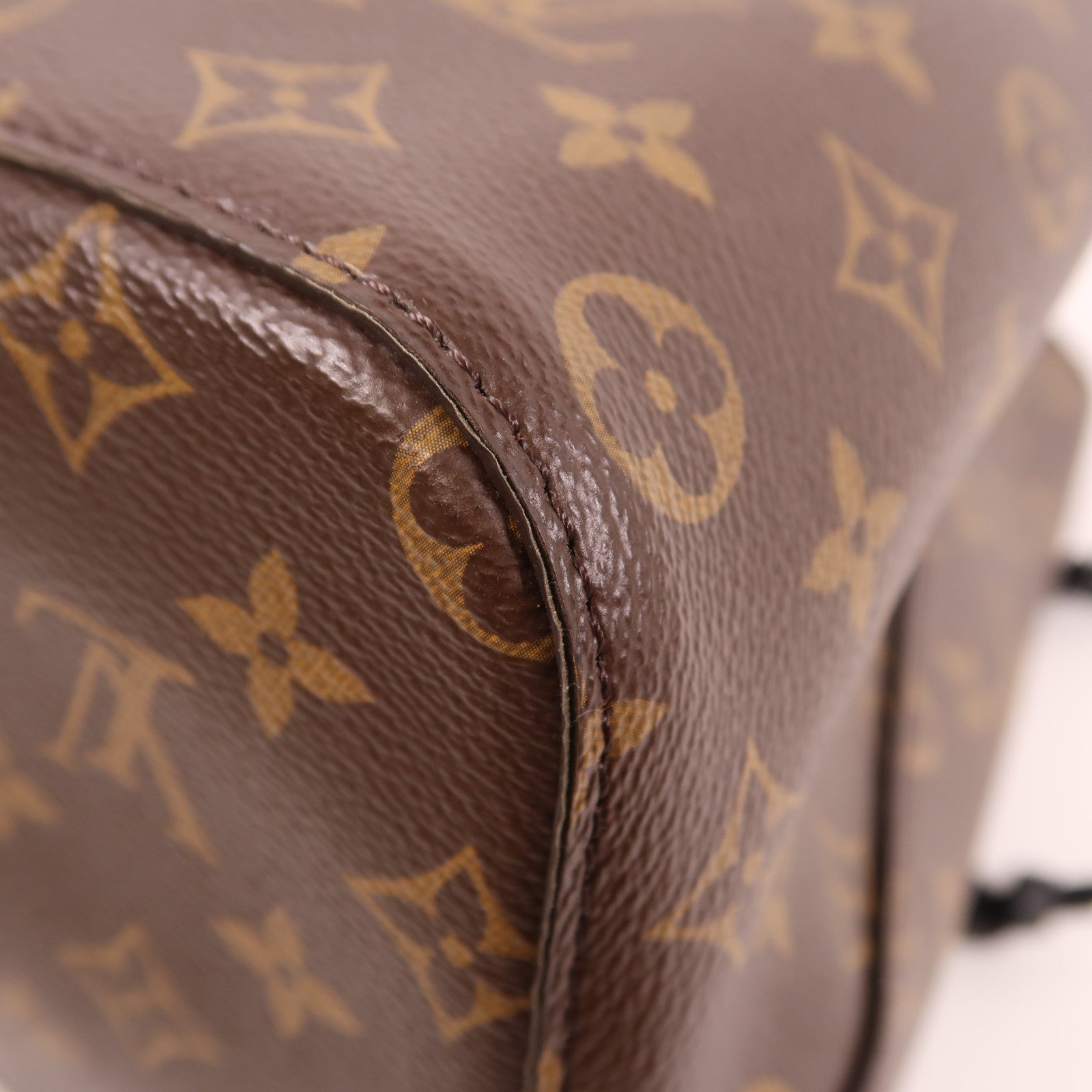 LOUIS VUITTON Monogram Neo Noe MM金扣肩背袋啡色