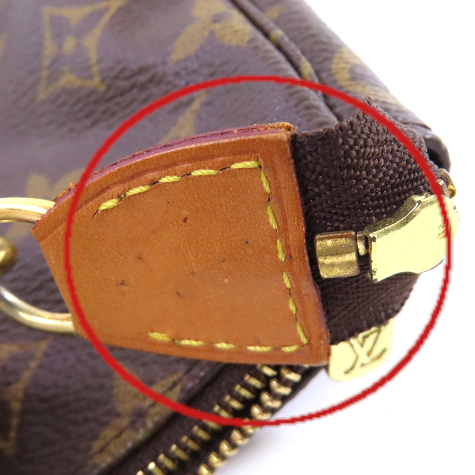 LOUIS VUITTON Monogram Pochette Accessories Hand Bag金扣手挽袋啡色
