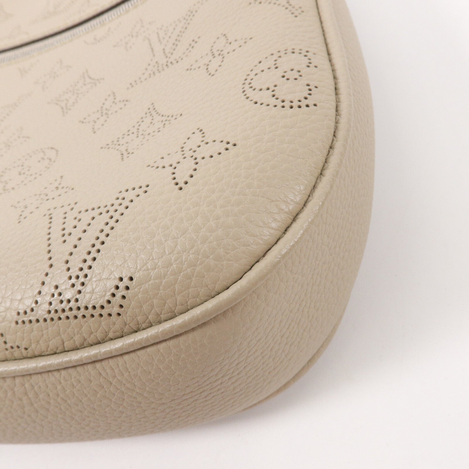 LOUIS VUITTON Mahina All Arourd PM肩背袋