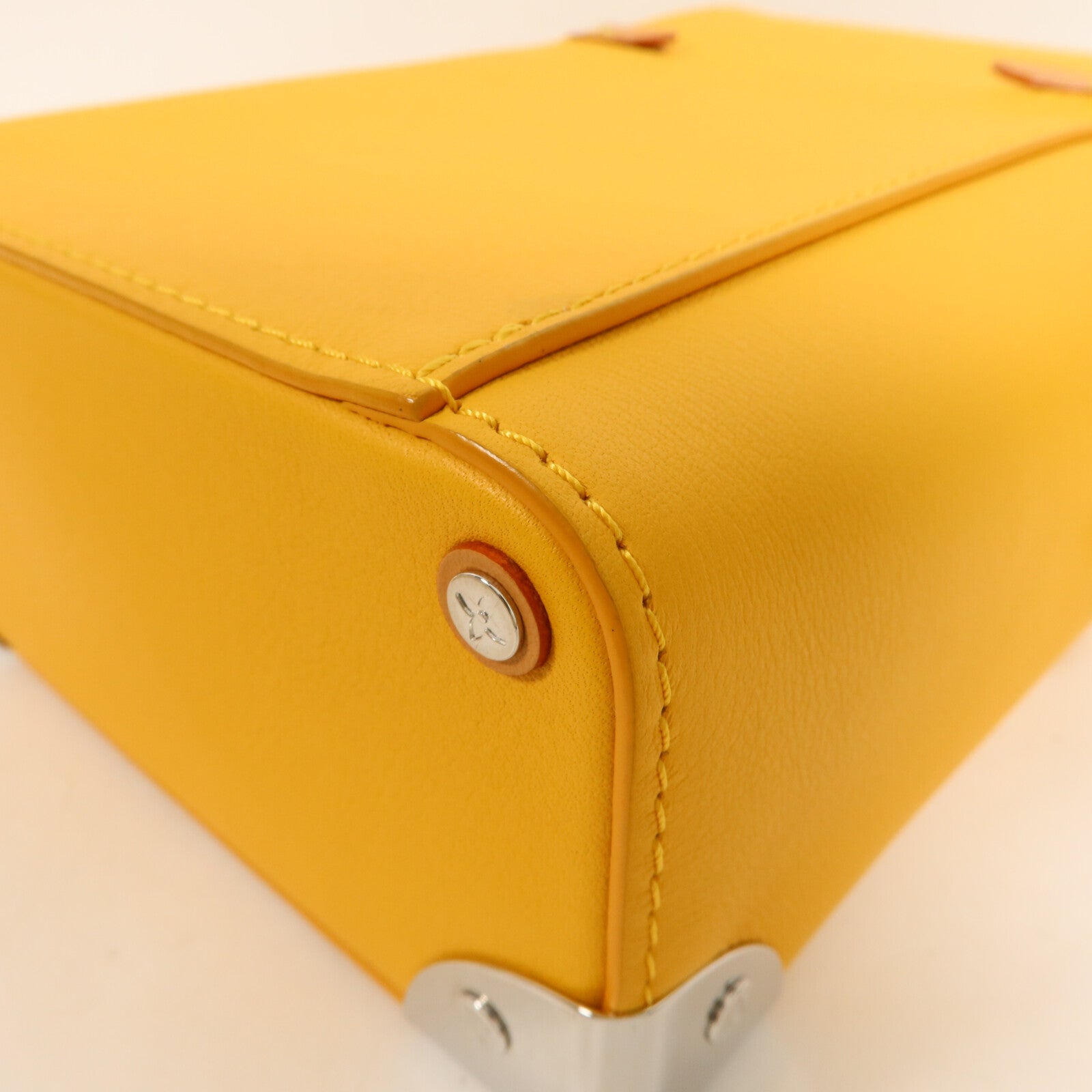 LOUIS VUITTON 牛皮皮革Vertical Box Trunk手挽肩背兩用袋