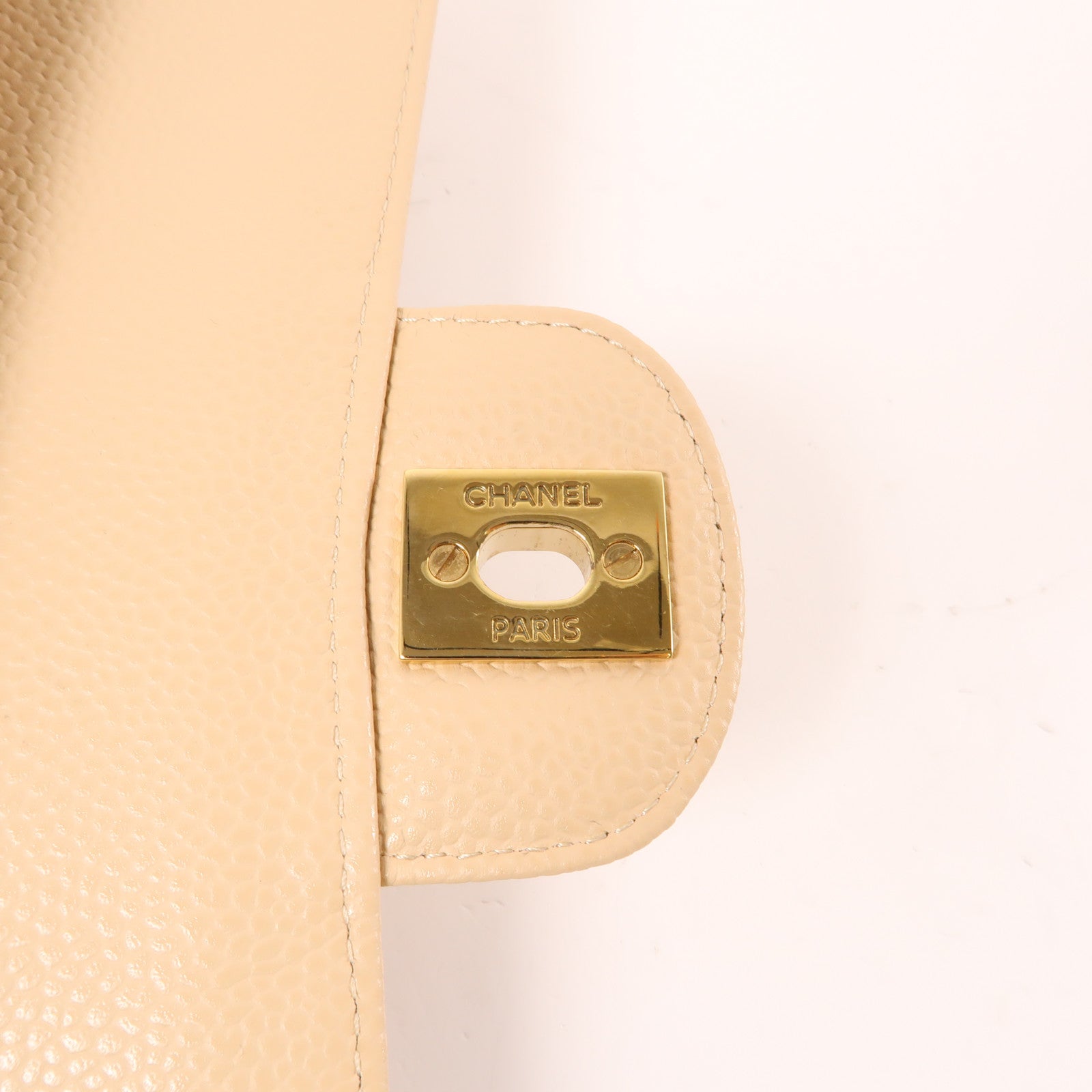 CHANEL 牛皮皮革Classic 25金扣肩背袋米色