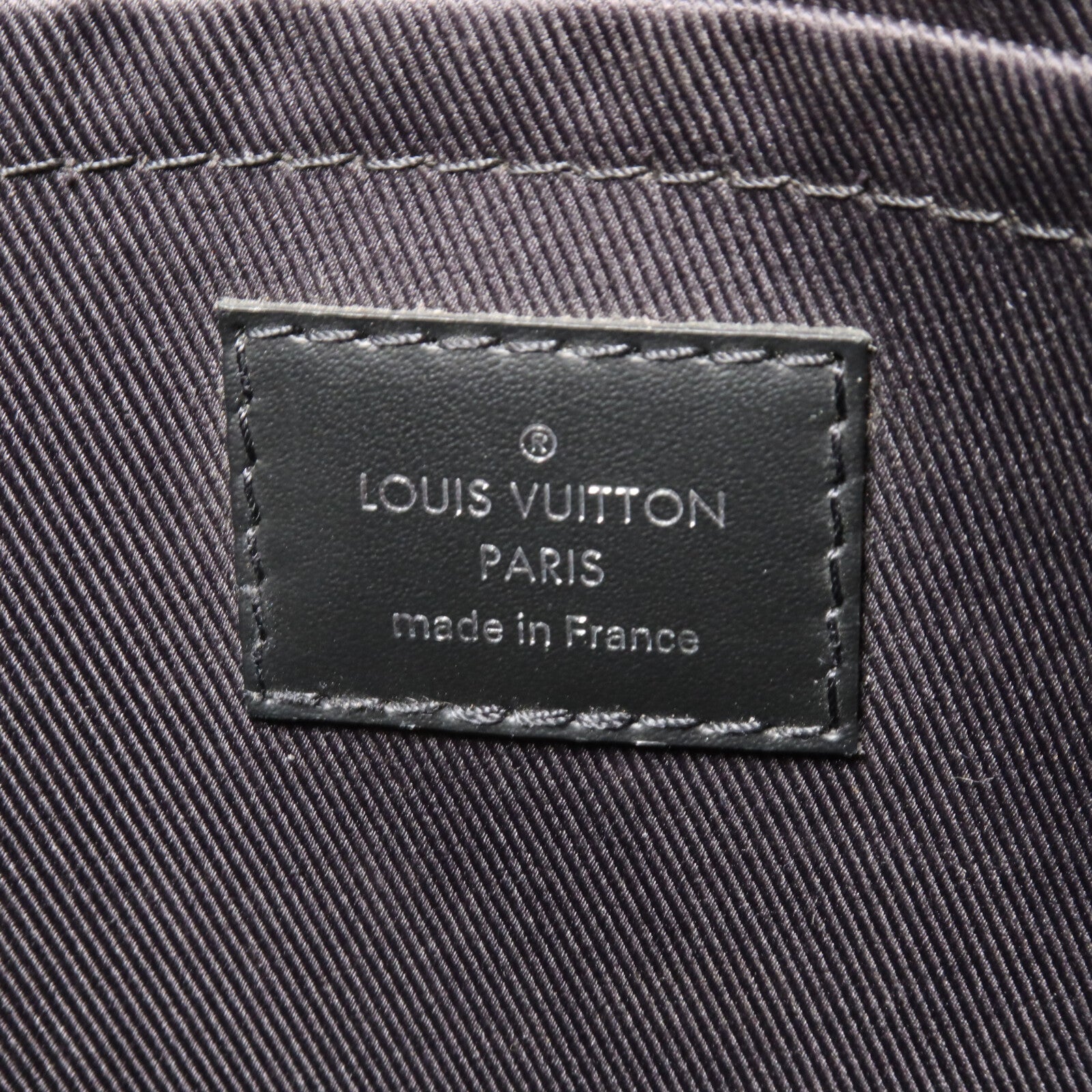 LOUIS VUITTON Monogram Eclipse Discovery Pochette手拿包