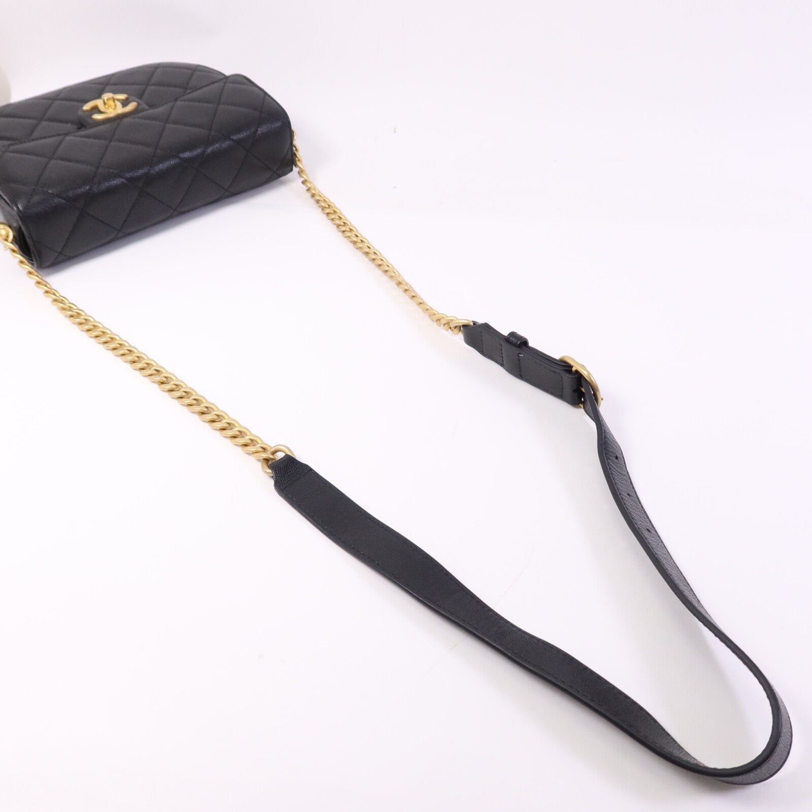 CHANEL 牛皮皮革Chain Shoulder Bag金扣鏈帶肩背袋