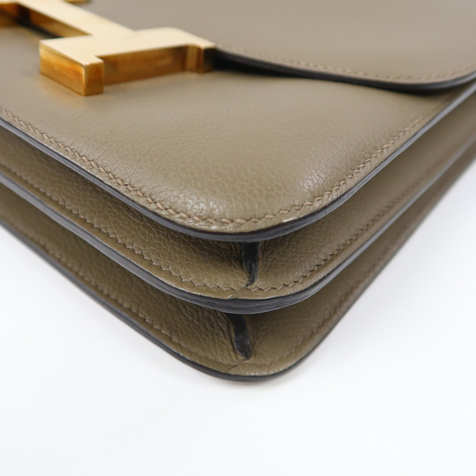 HERMES Evercolor皮革Constance 24金扣肩背袋Origan