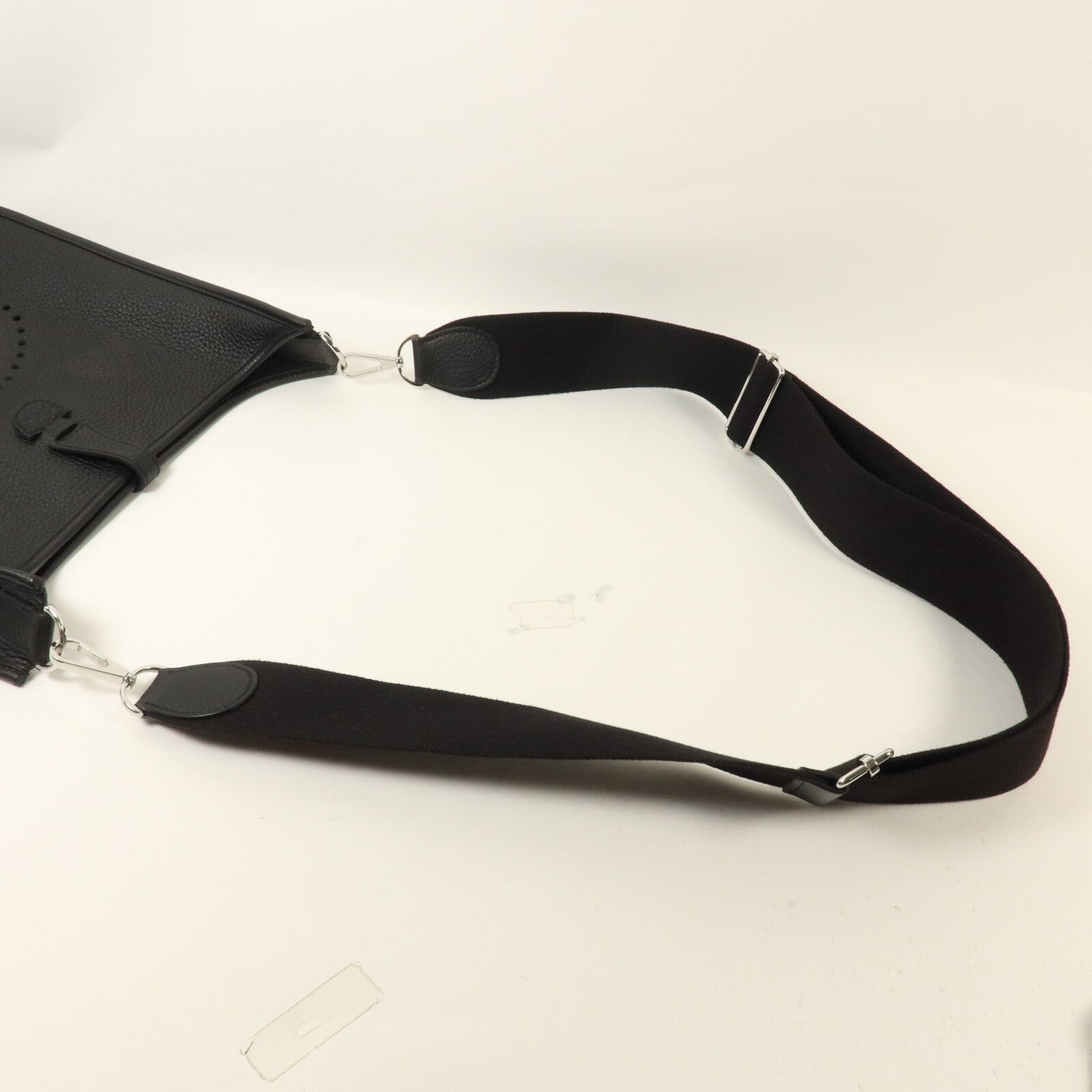 HERMES Clemence皮革Evelyne PM 肩背袋Noir