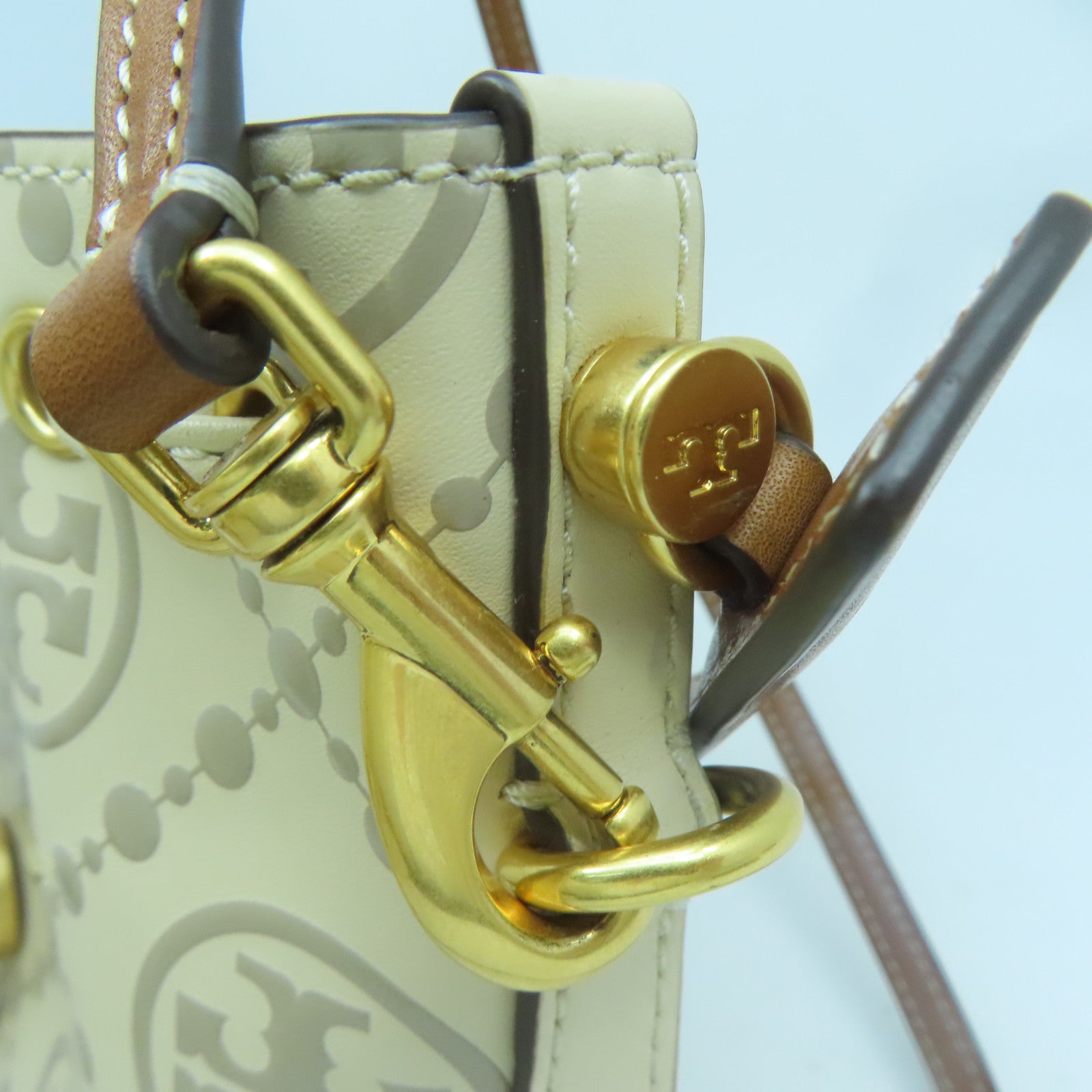 Tory Burch 牛皮皮革T Monogram Embossed Mini Bucket Bag金扣手挽肩背兩用袋米色/灰色