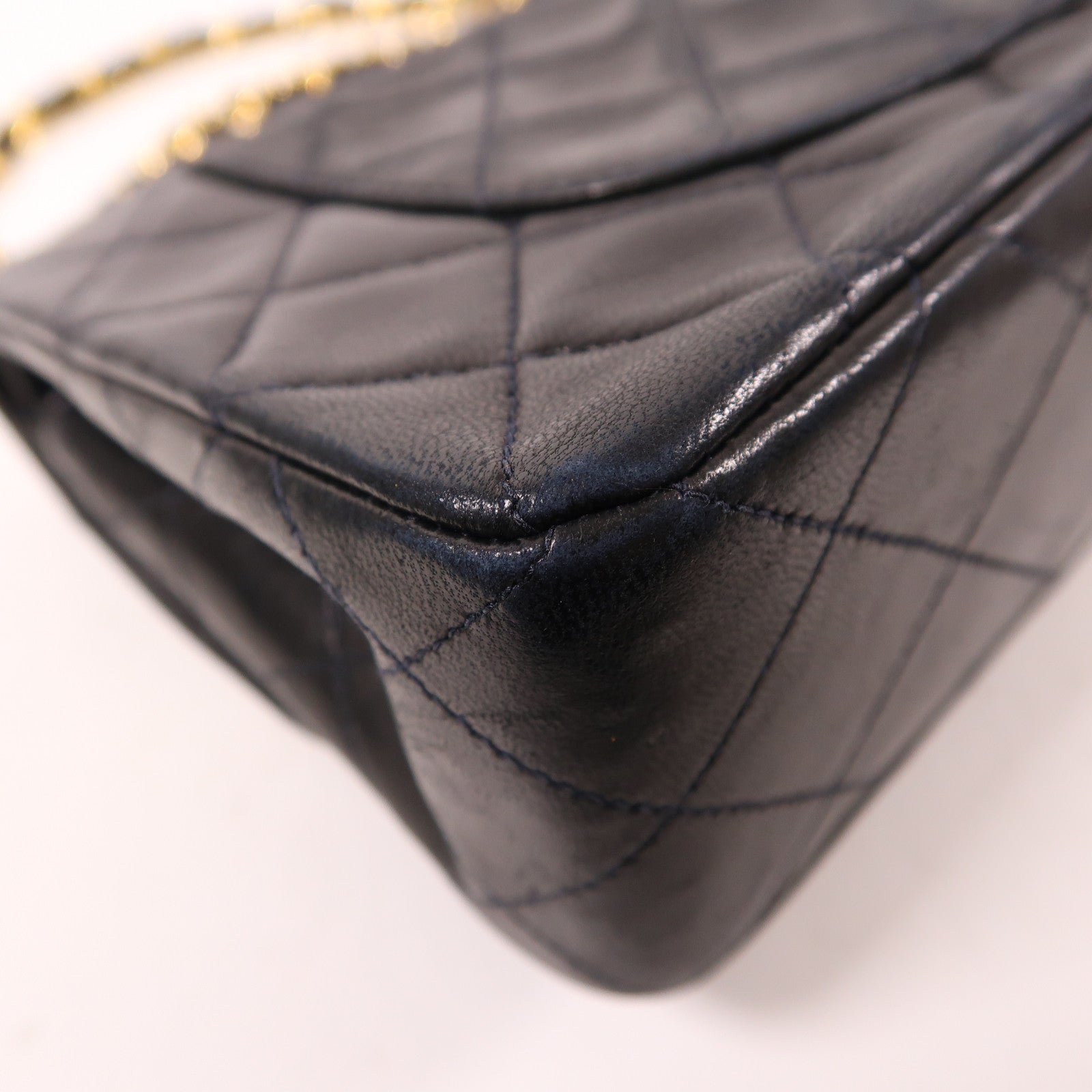 CHANEL 羊皮皮革Classic 23金扣鏈帶肩背袋