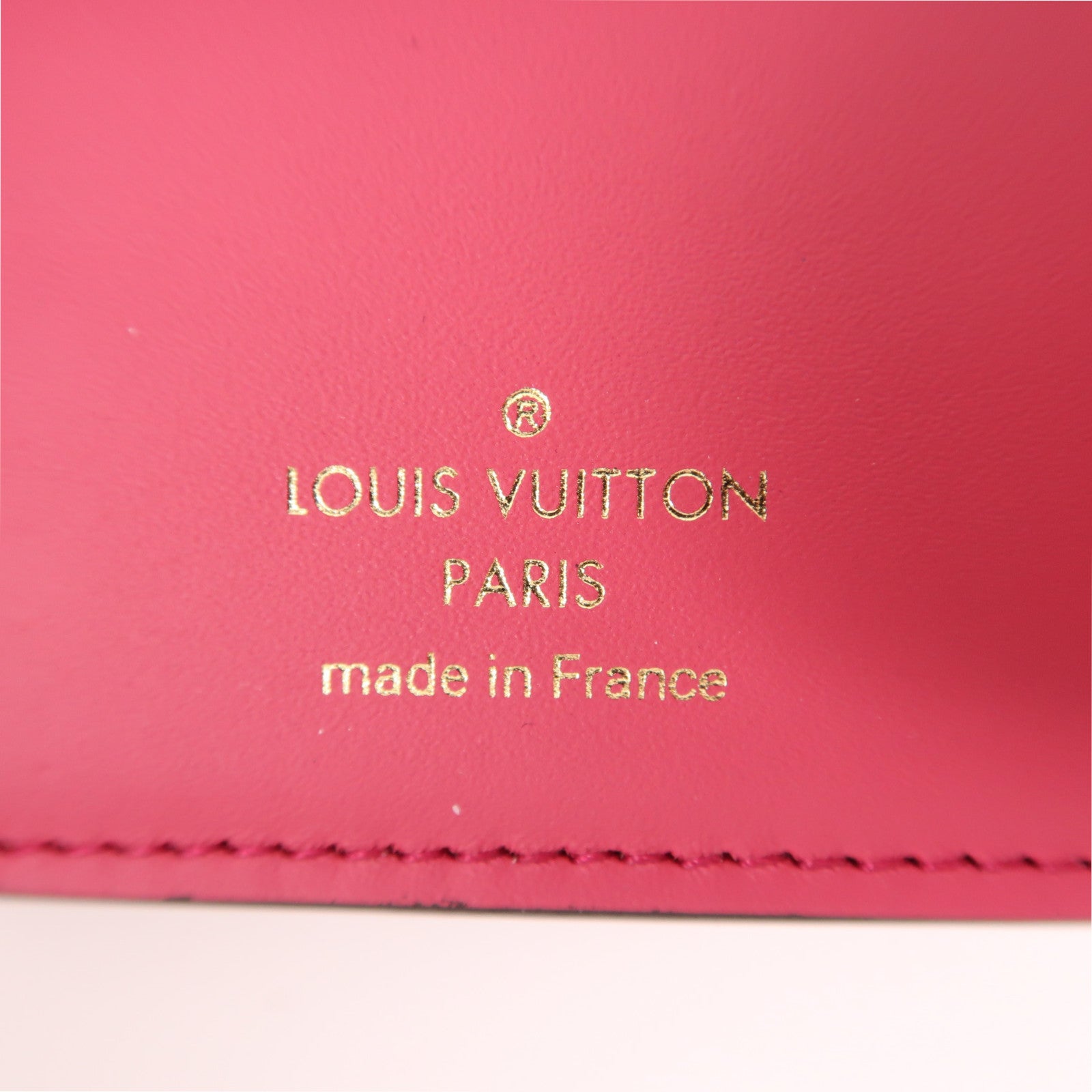 LOUIS VUITTON Taurillon Capucines Wallet金扣錢包