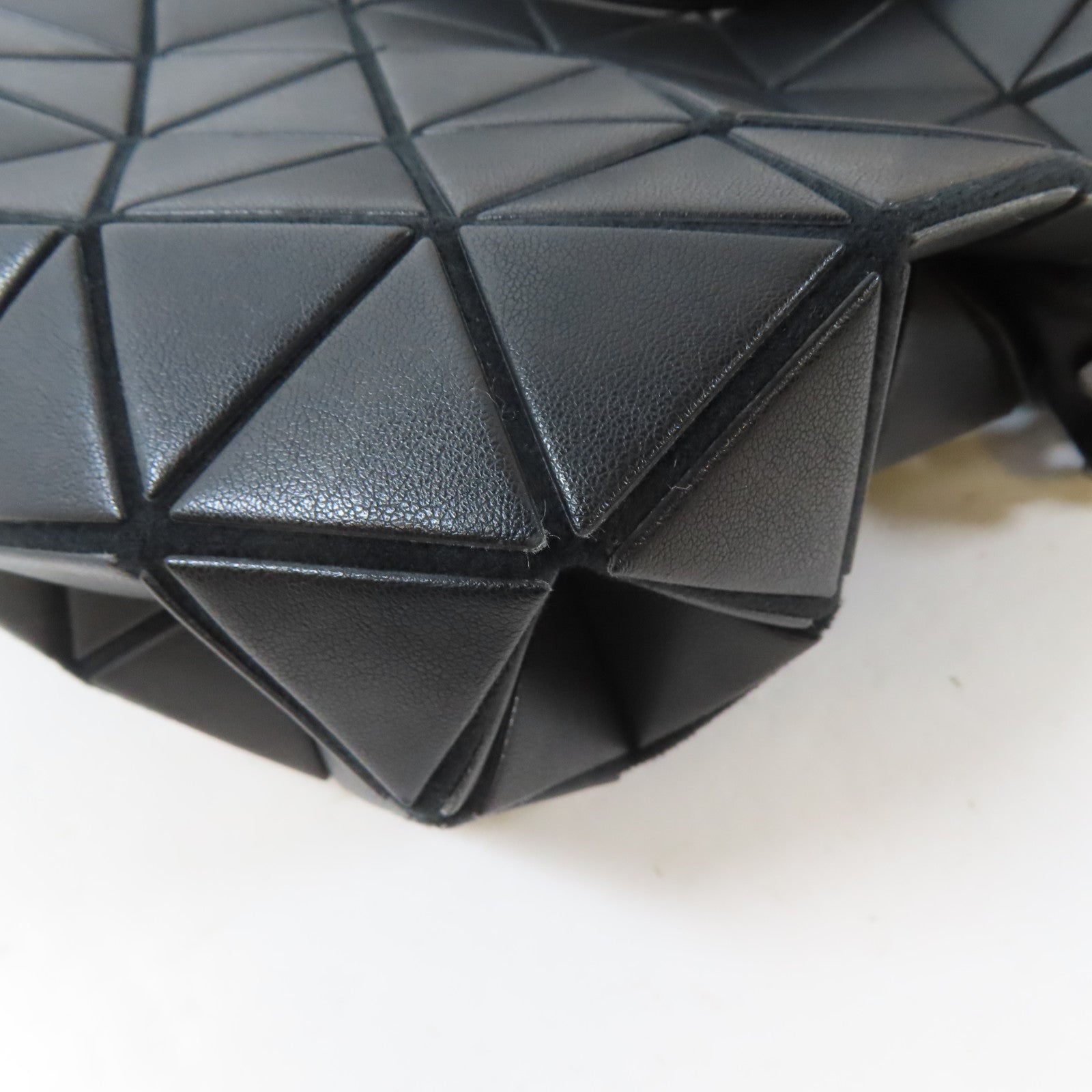 ISSEY MIYAKE 牛皮皮革BAO BAO 2 Way Shoulder手挽肩背兩用袋黑色