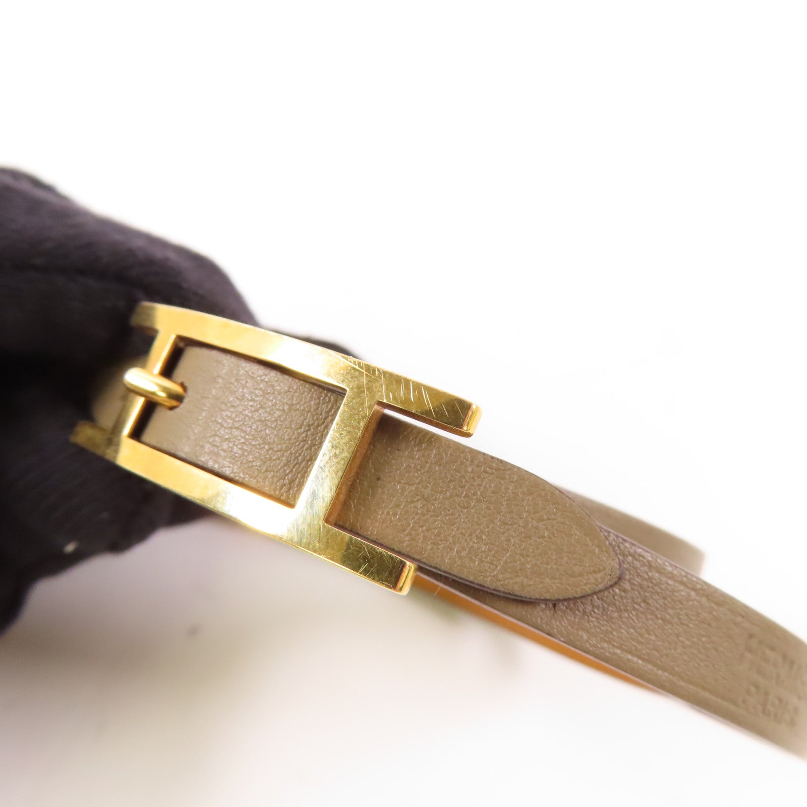 HERMES Swift皮革Cuir Hapi Bracelet金扣手鐲18 Etoupe