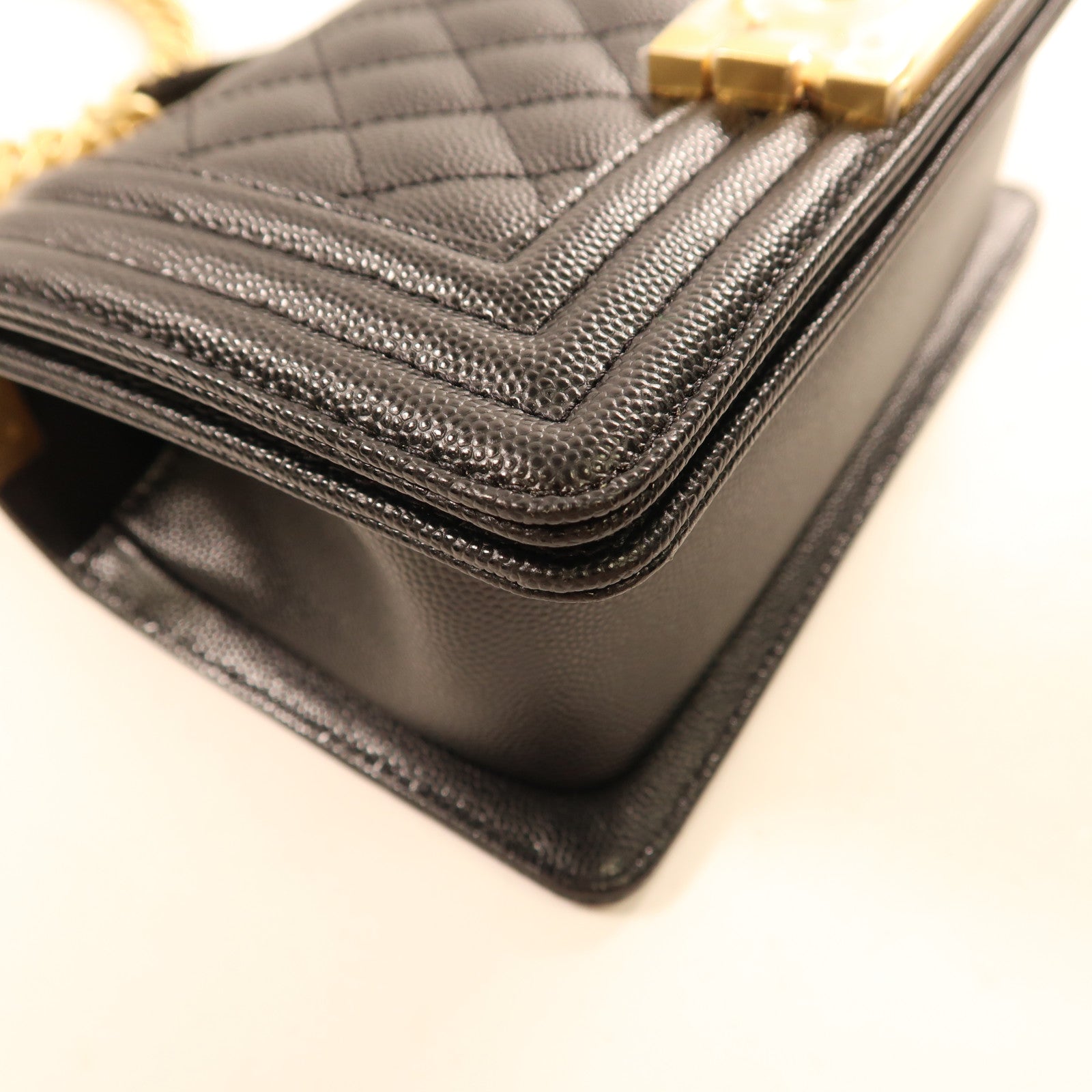 CHANEL 牛皮皮革Boy Chanel 20cm金扣鏈帶肩背袋