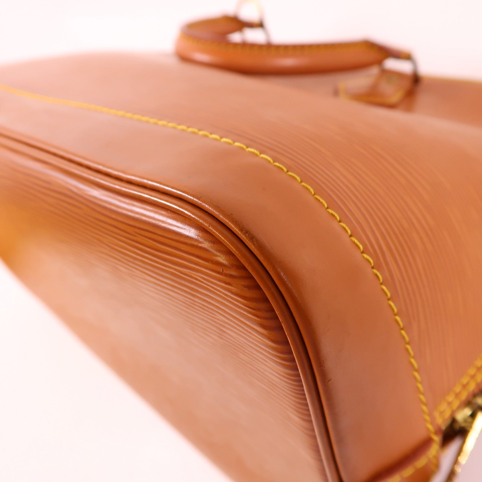 LOUIS VUITTON Epi Alma金扣手挽袋