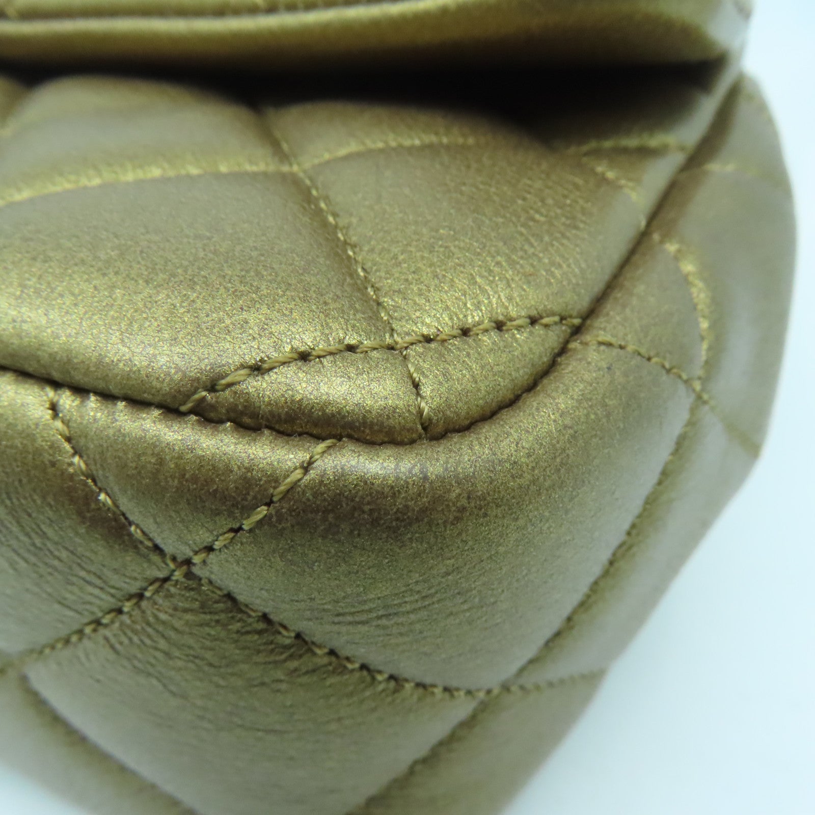 CHANEL rhombic cowhide leather Chain Shoulder gold buckle chain strap shoulder bag gold