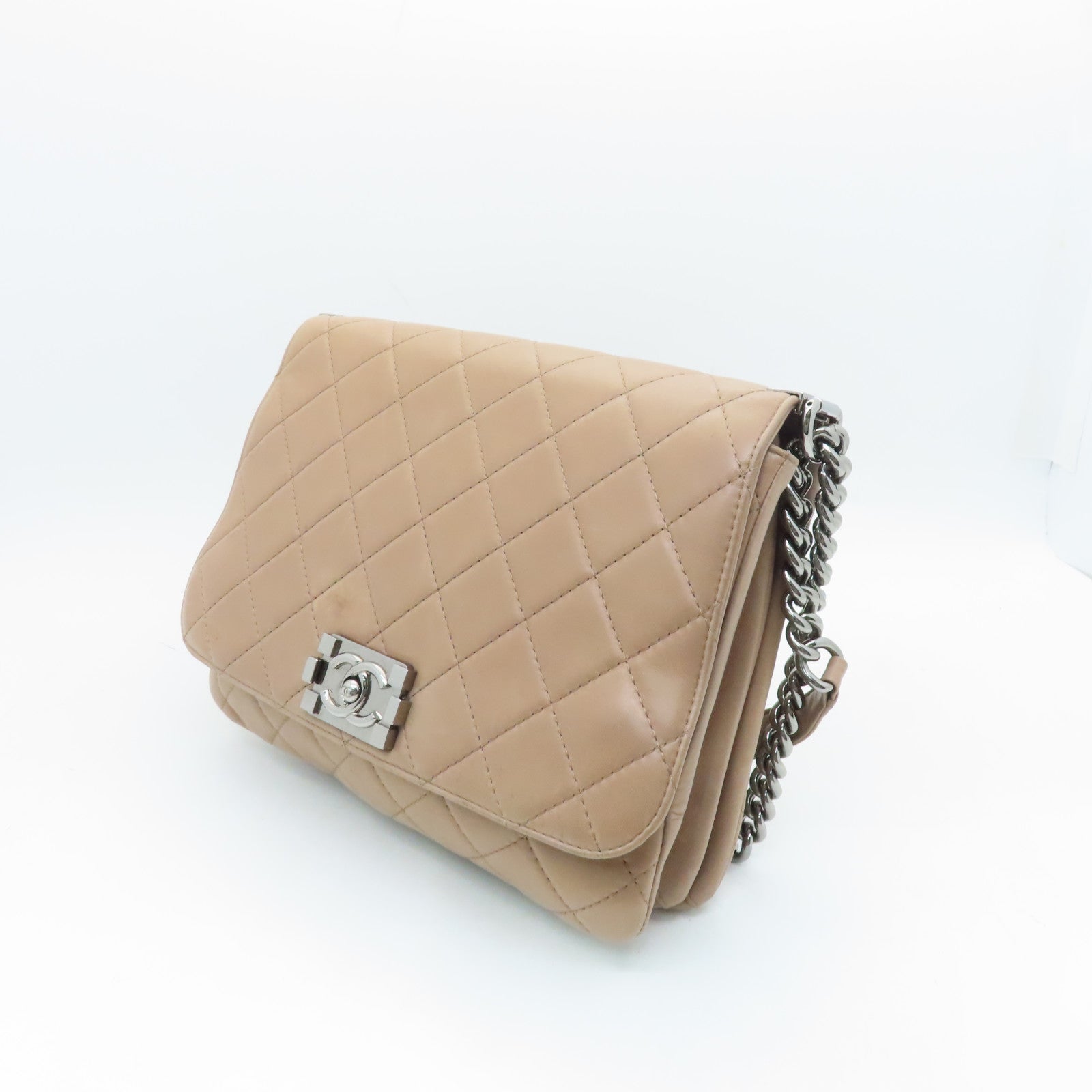 CHANEL rhombic sheepskin leather Chain Shoulder Bag silver buckle chain shoulder bag apricot color