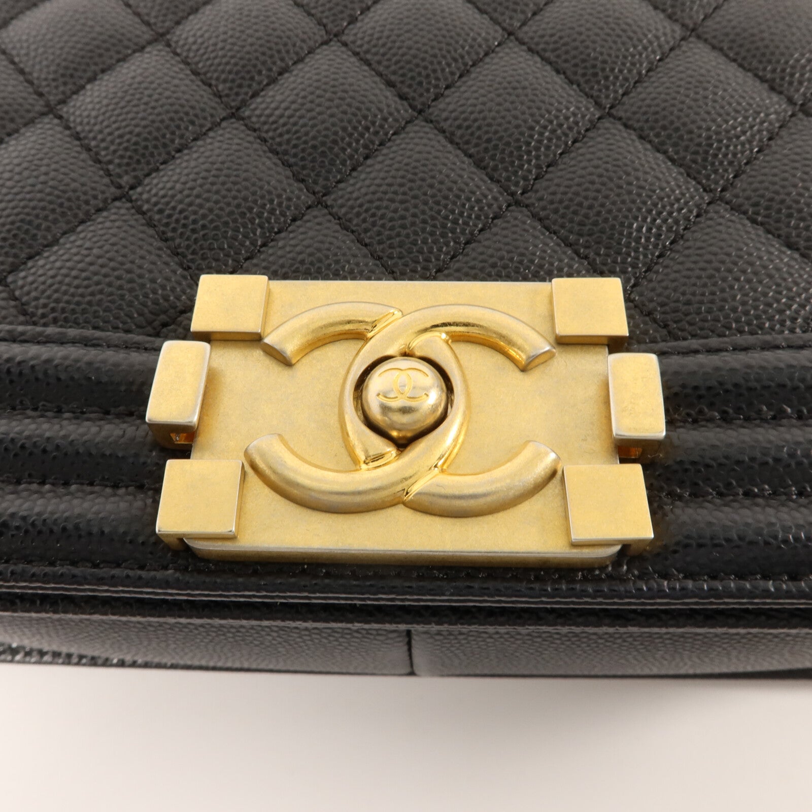 CHANEL 牛皮皮革Boy 25鏈帶肩背袋