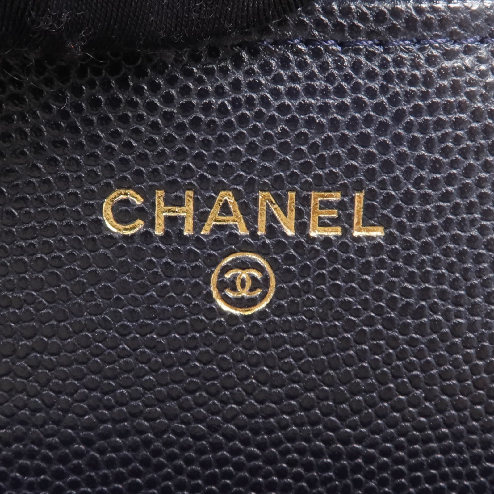 CHANEL 牛皮皮革Wallet金扣錢包