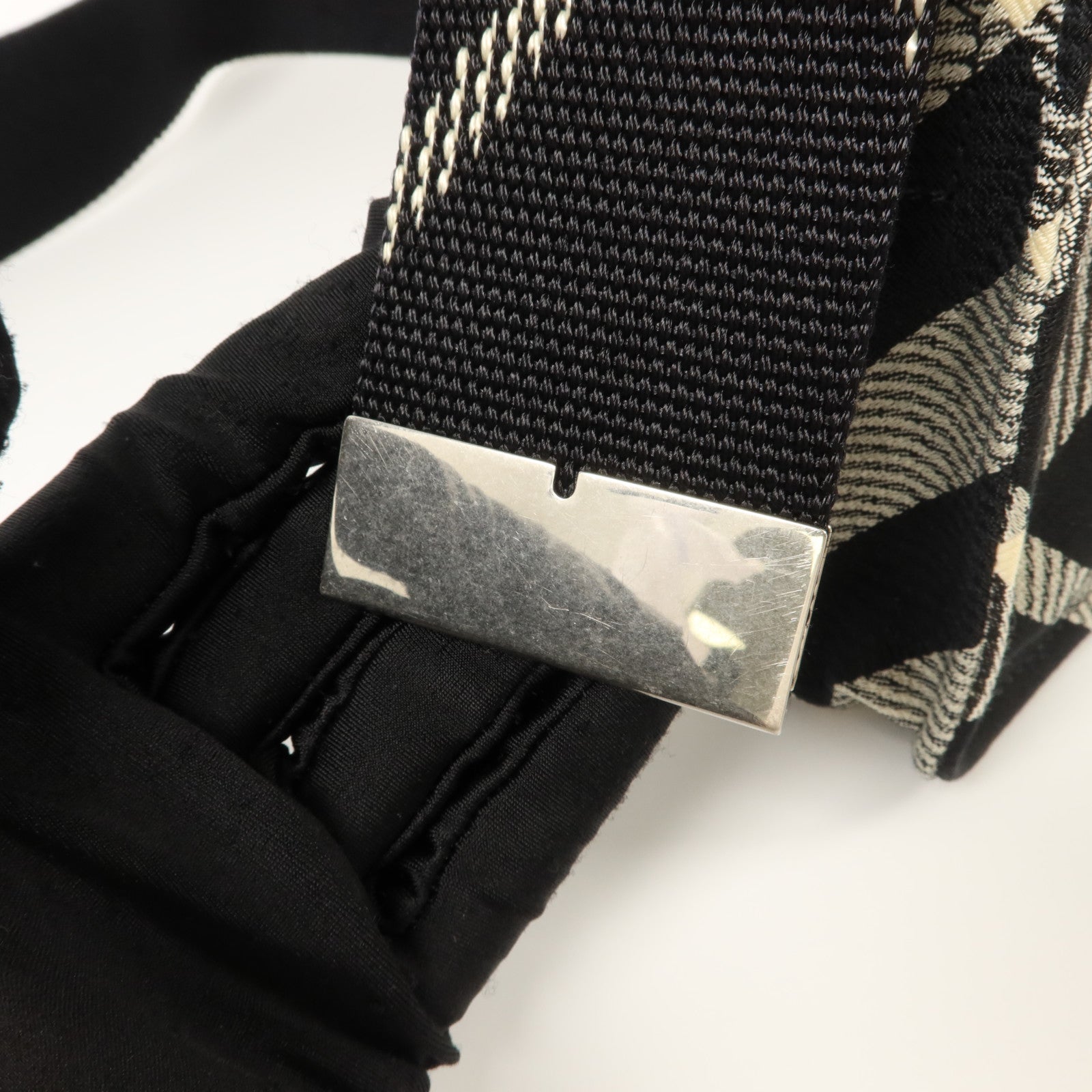 BURBERRY 帆布Trench Crossbody Bag肩背袋