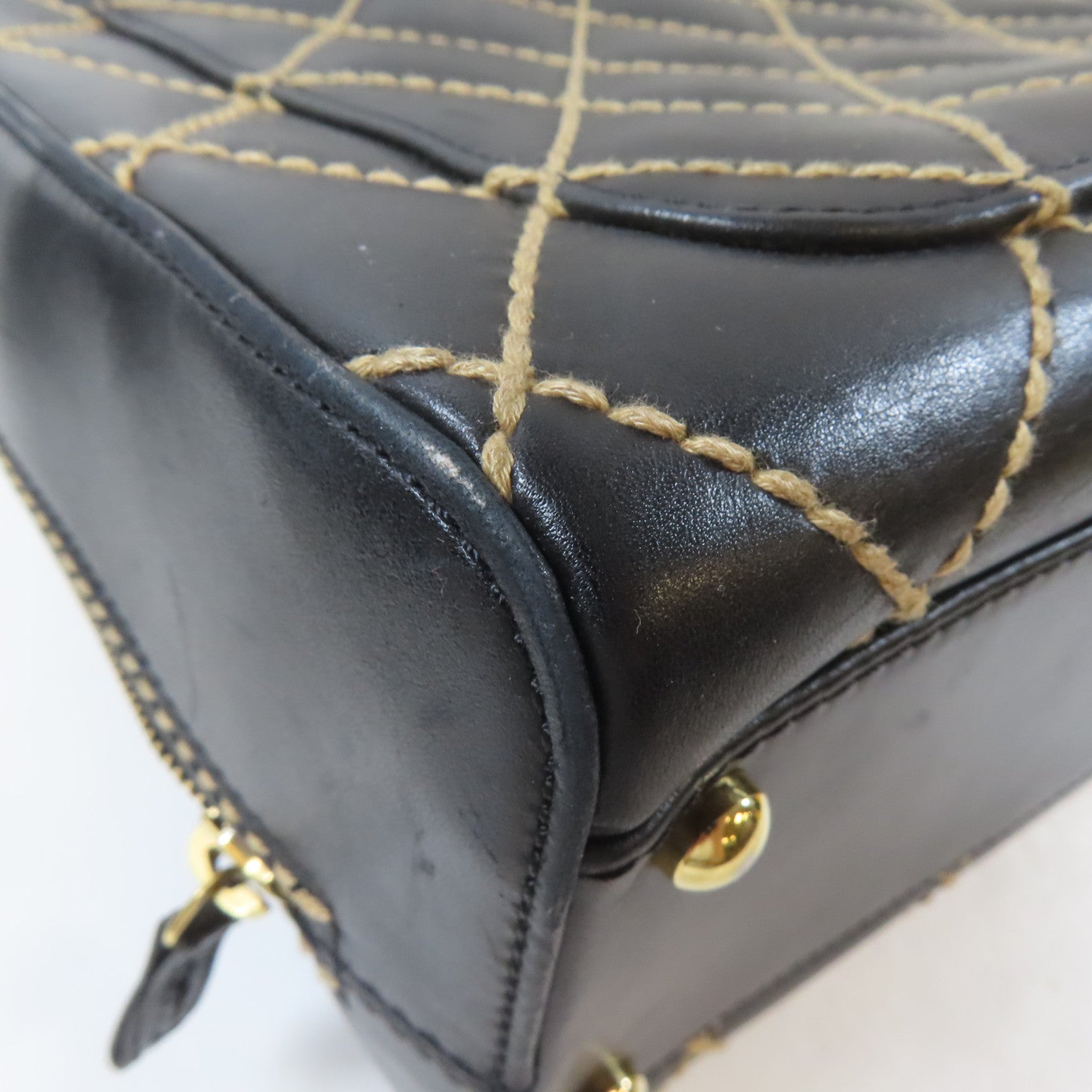 CHANEL 菱格牛皮皮革Vintage Handbag金扣金扣黑色