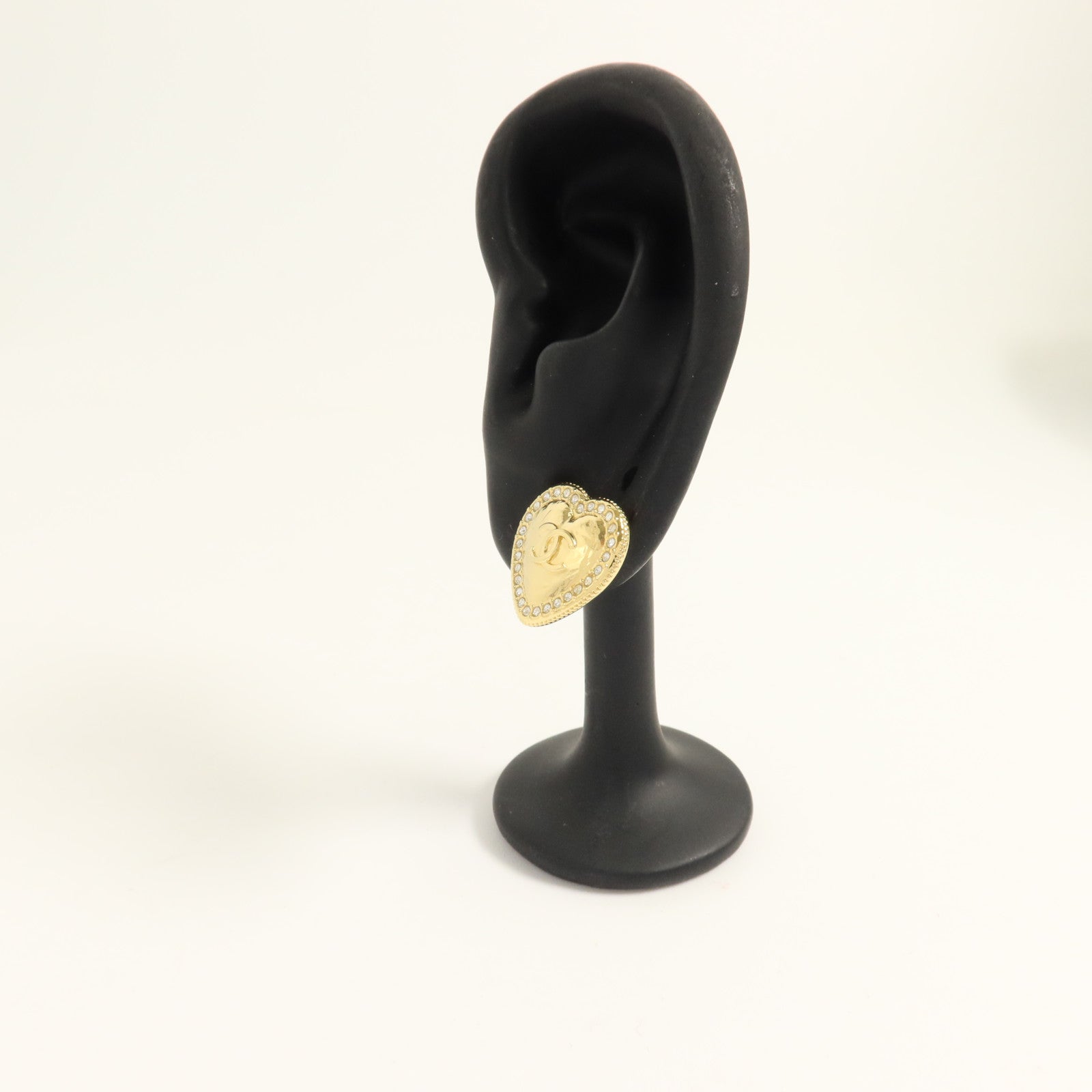 CHANEL 金屬CC Crystal Heart Earrings耳環