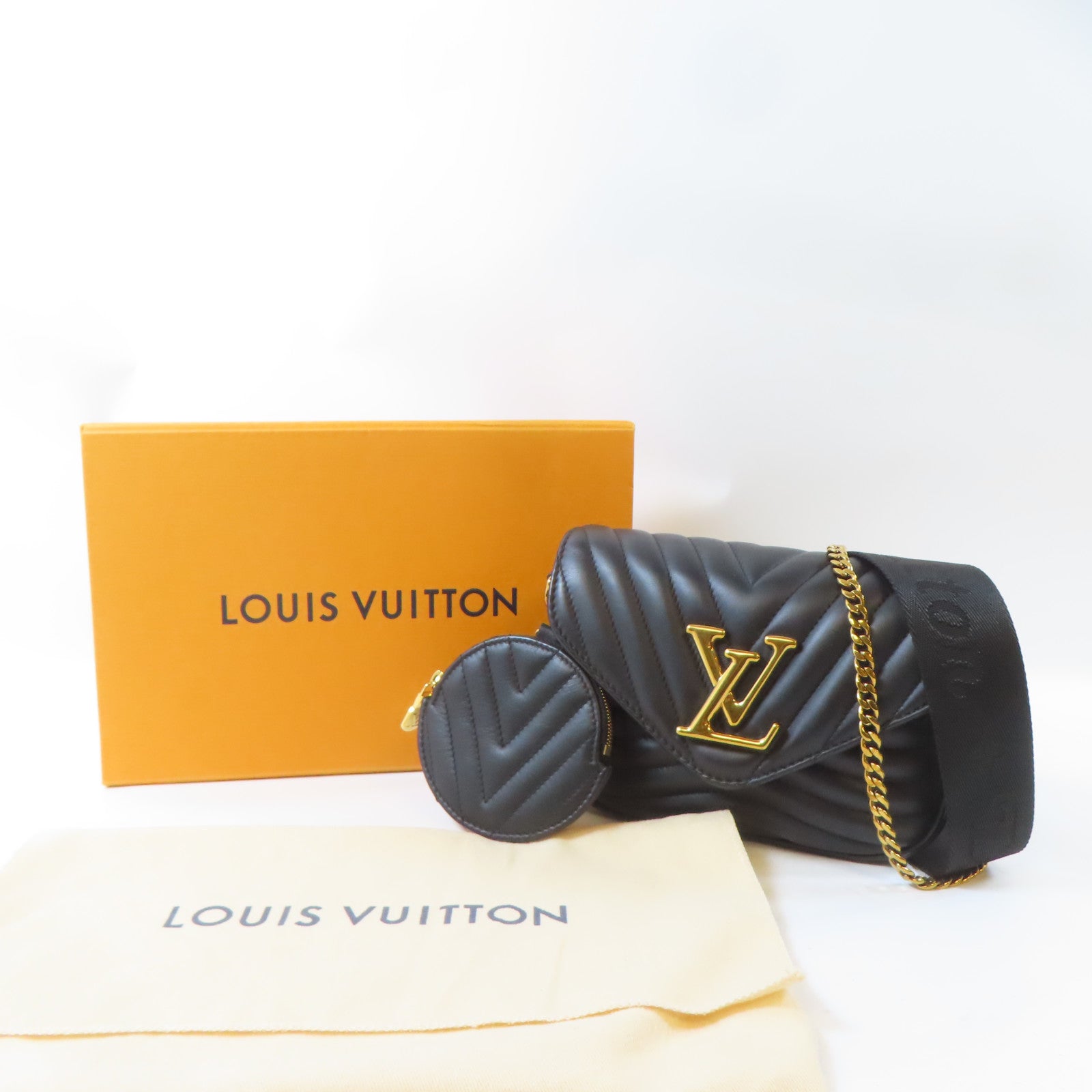 LOUIS VUITTON 牛皮皮革New Wave Multi Pochette金扣手挽肩背兩用袋黑色