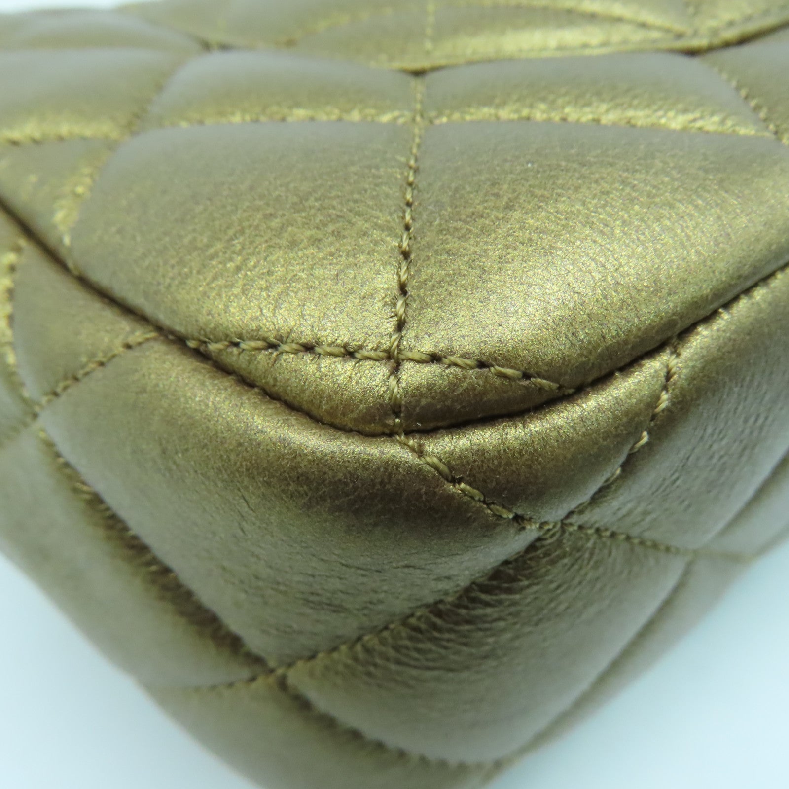 CHANEL rhombic cowhide leather Chain Shoulder gold buckle chain strap shoulder bag gold