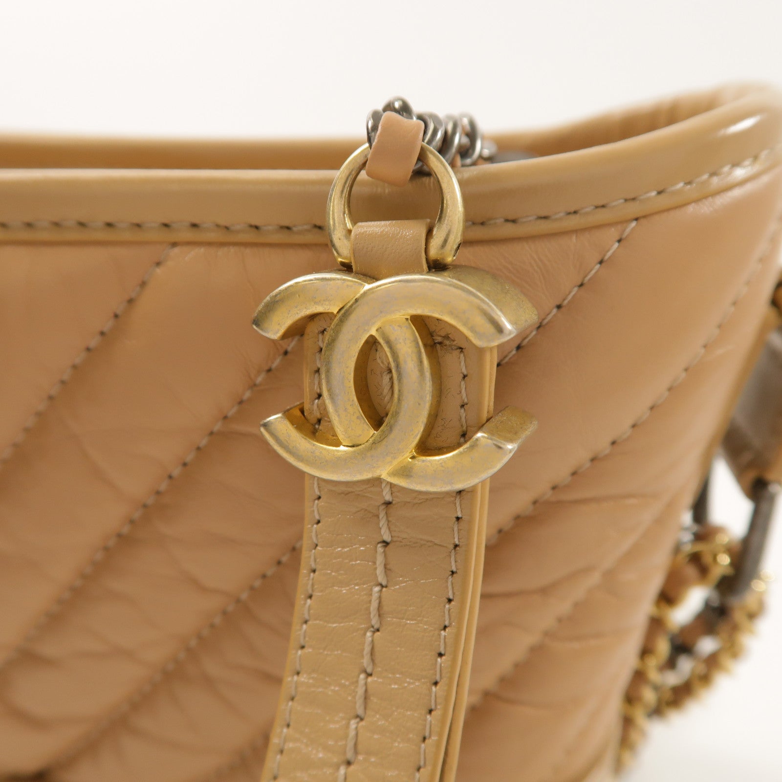 CHANEL 牛皮皮革Gabrielle Small鏈帶肩背袋