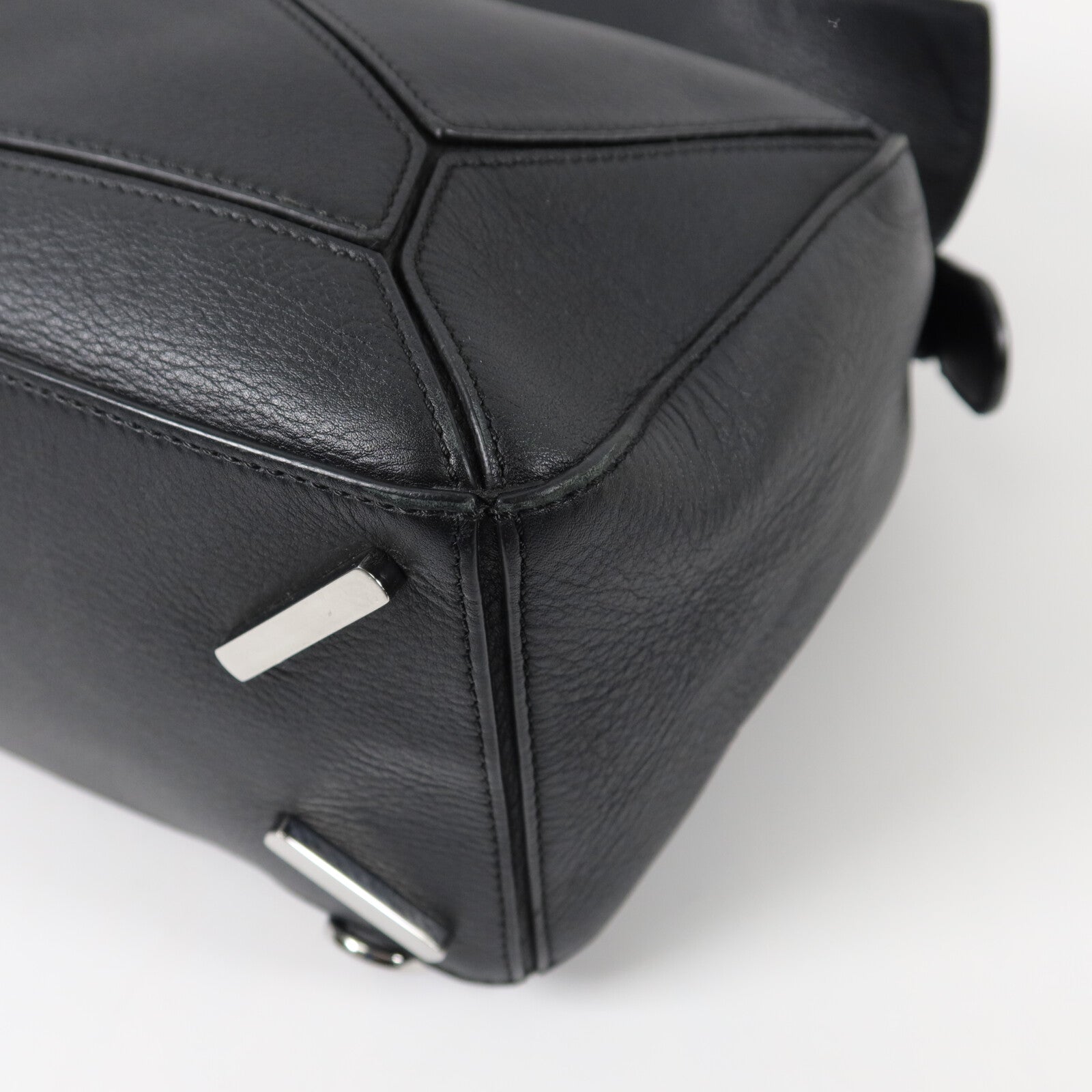 LOEWE 牛皮皮革Puzzle Medium手挽肩背兩用袋